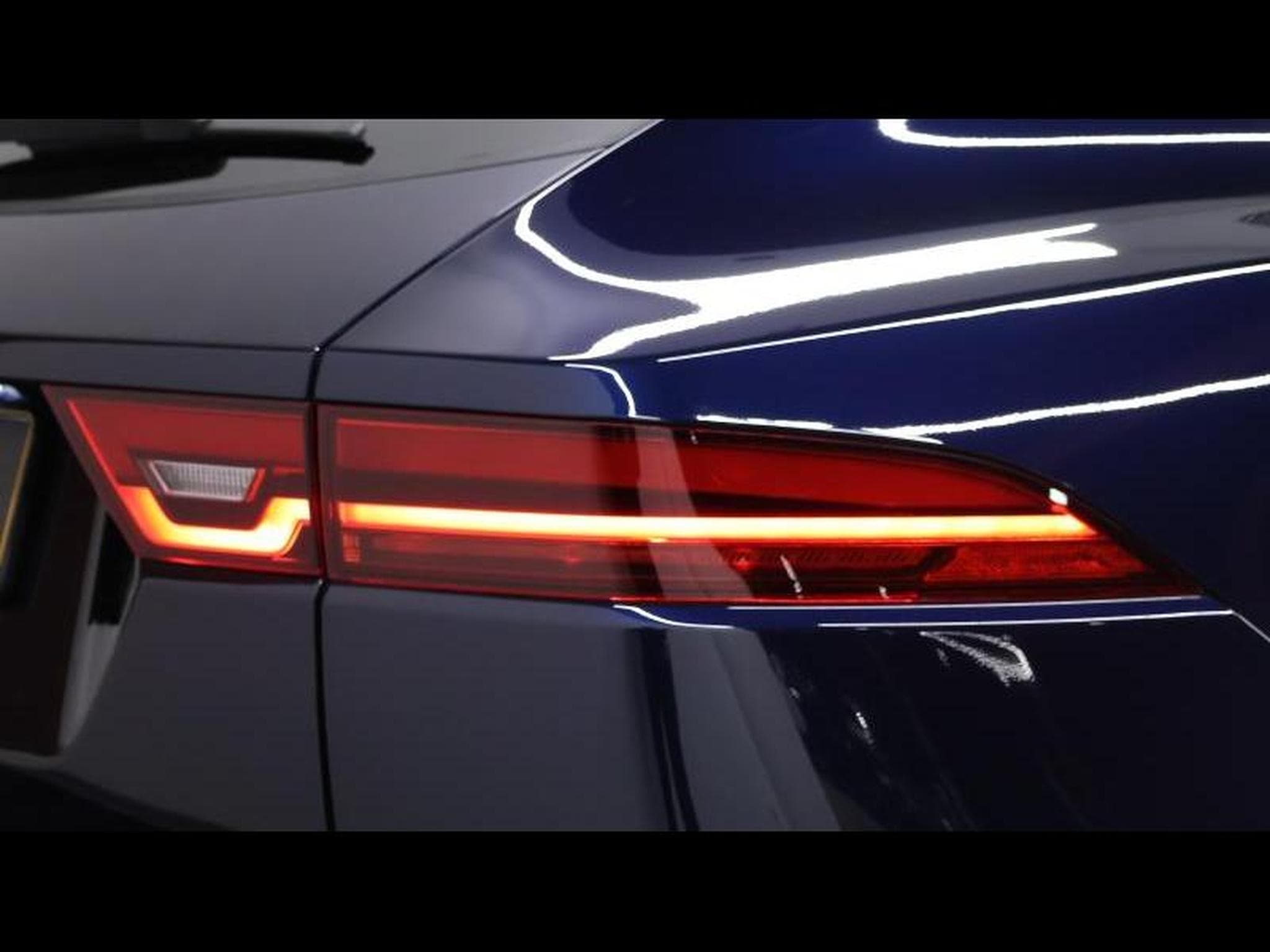 Jaguar E-Pace D165 R-Dynamic S AWD auto (2024) - Photo 7