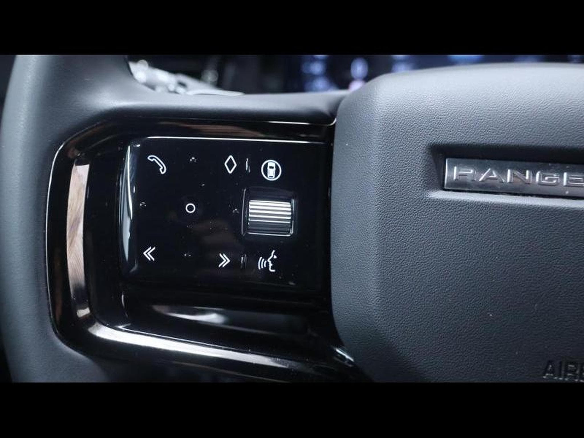 Land-Rover Range Rover Evoque D165 S AWD Auto (2024) - Photo 15