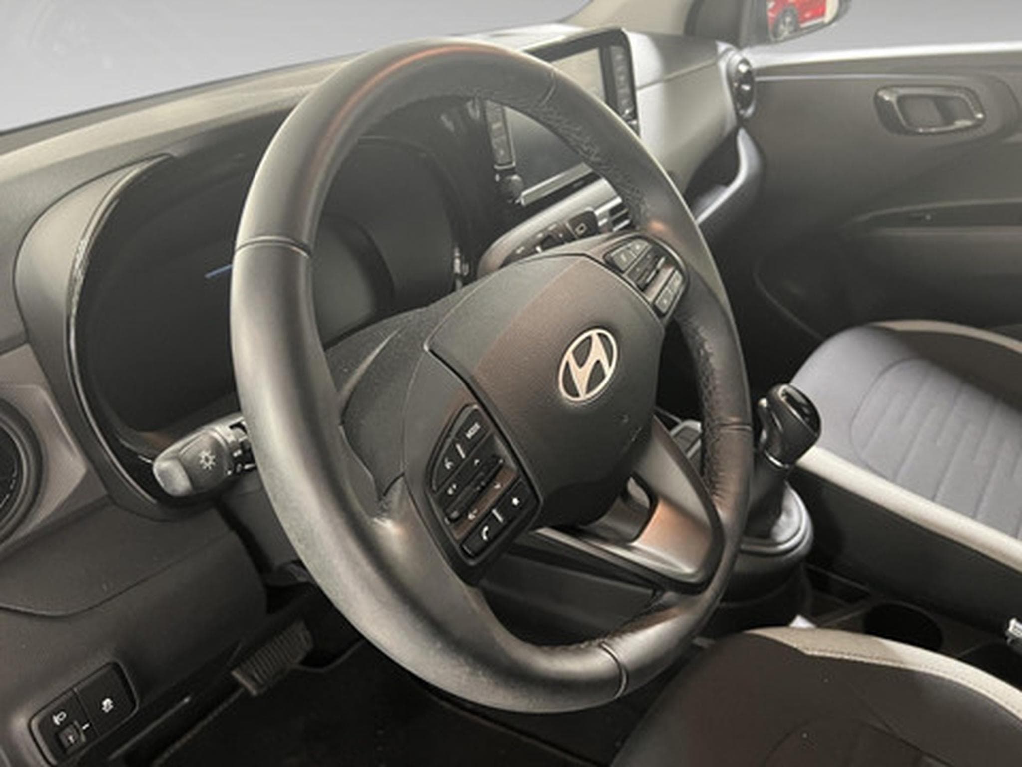 Hyundai i10 1.0 Twist Twist TechnoPack (2023) - Photo 19