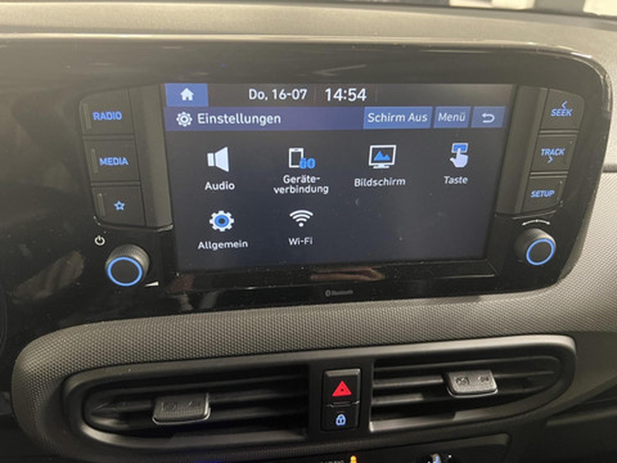Hyundai i10 1.0 Twist Twist TechnoPack (2023) - Photo 3