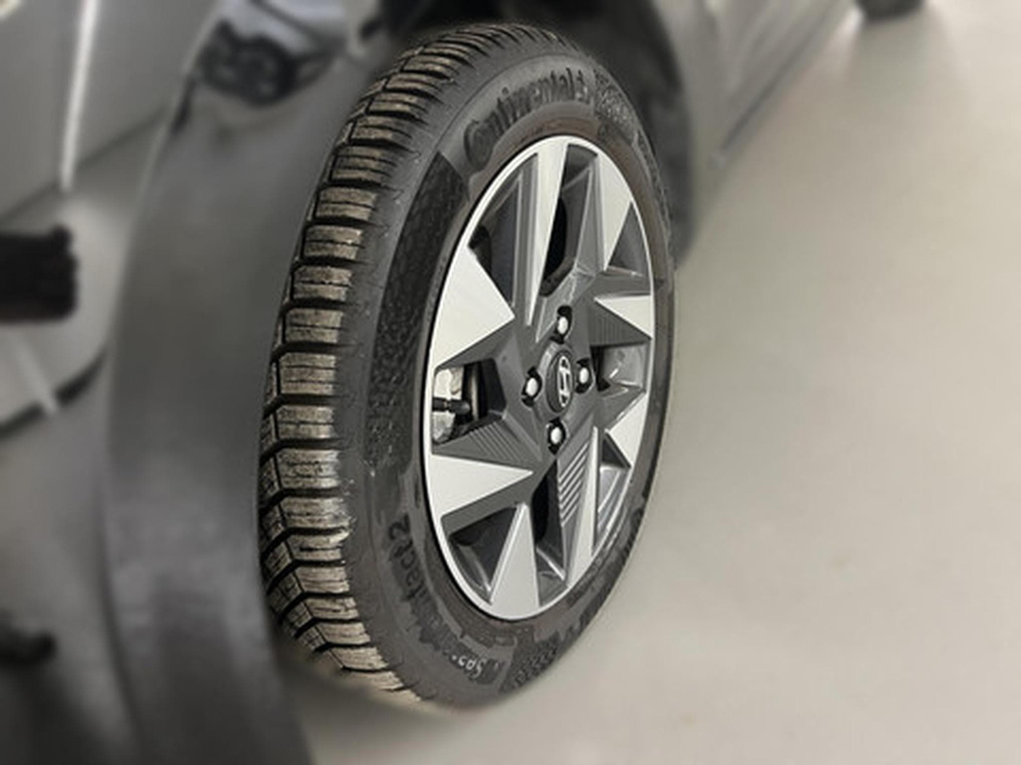 Hyundai i10 1.0 Twist Twist TechnoPack (2023) - Photo 7
