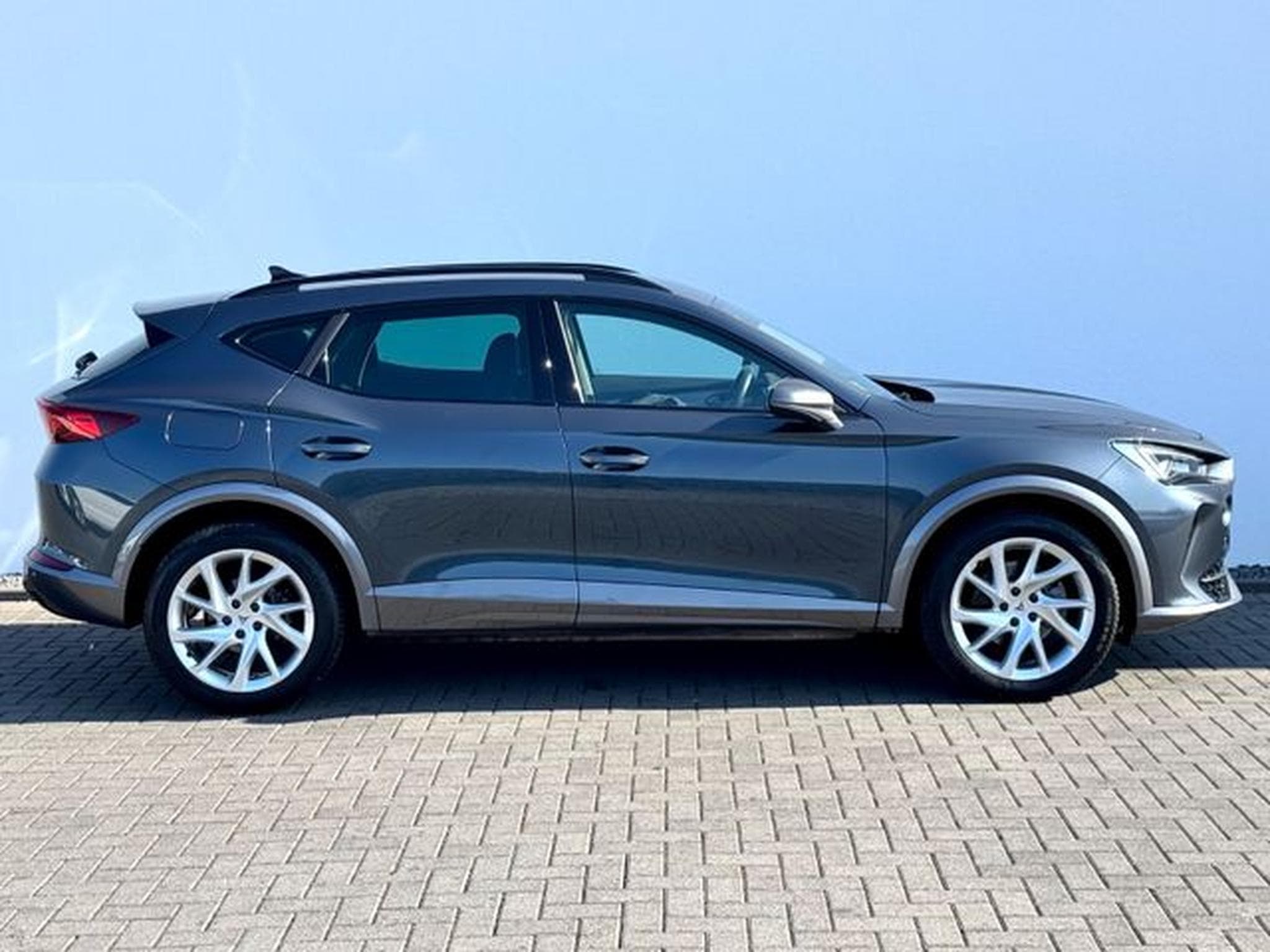 Cupra Formentor Formentor 1.4 e-Hybrid /NAVI/LED/ACC/1.HAND/ (2023) - Photo 4