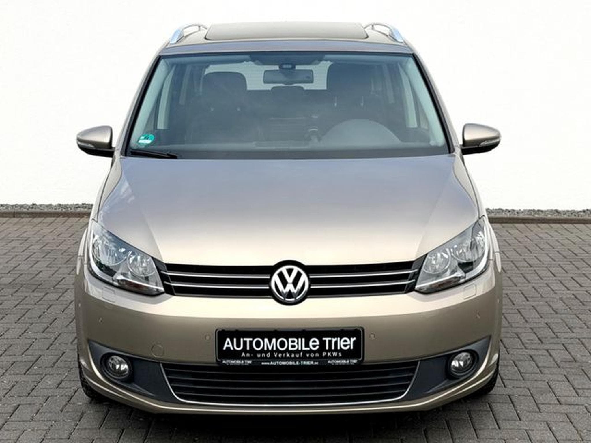 VW Touran Touran Cup 2.0 TDI /7.SITZER/NAVI/PANO/PDC/ (2015) - Photo 2