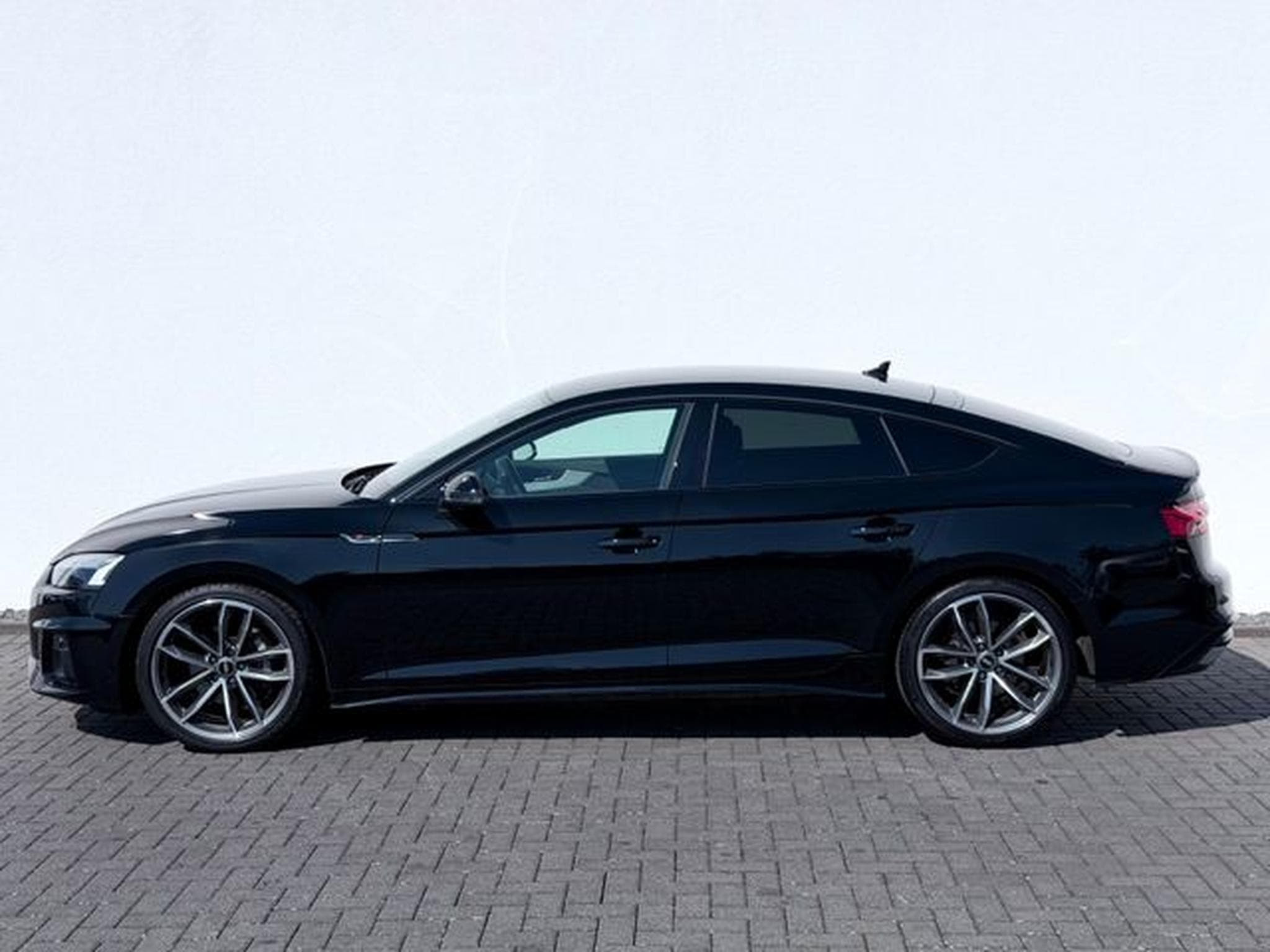 Audi A5 A5 Sportback 40 TDI S line Sport Plus Paket (2021) - Photo 8