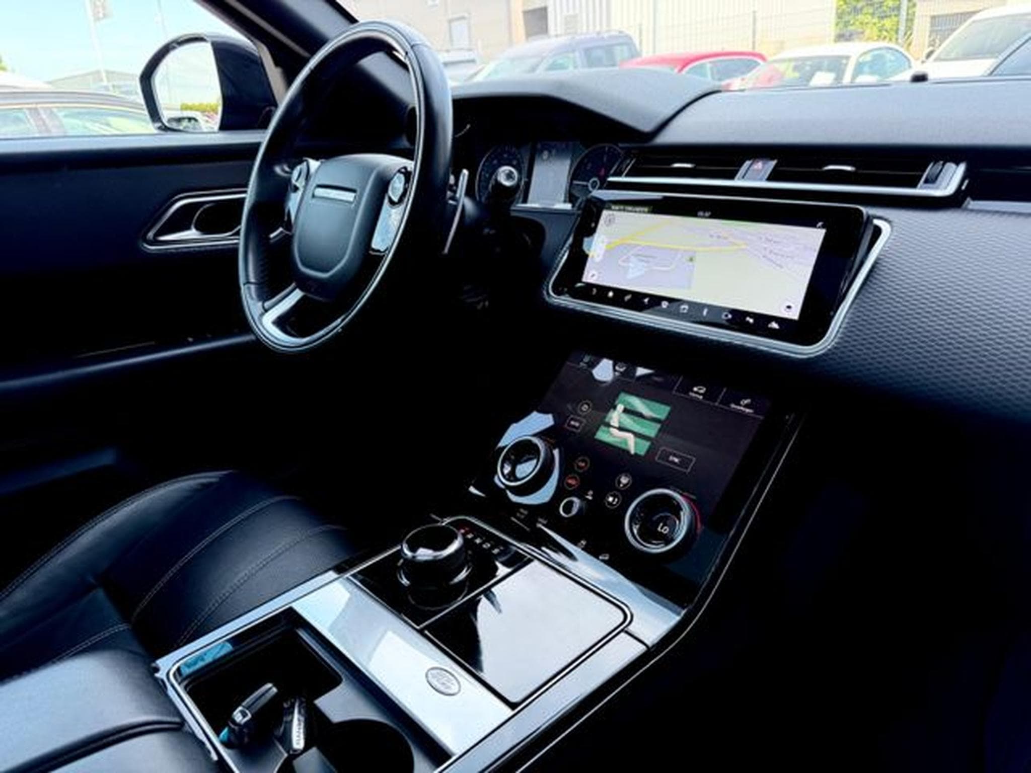 Land-Rover Range Rover Velar Range Rover Velar R-Dynamic S /NAVI/LED/ACC/ (2019) - Photo 12