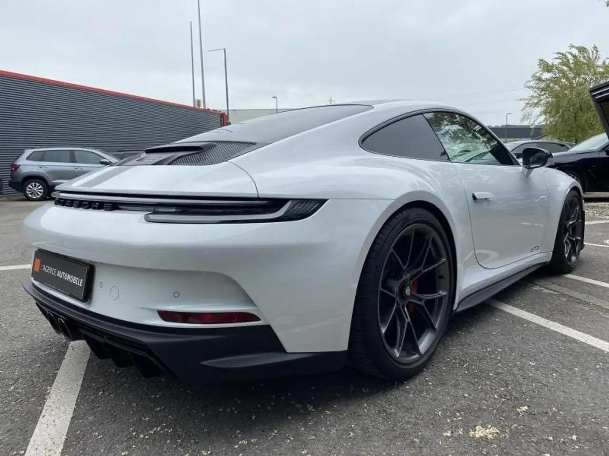Porsche 911 (2023) - Photo 5