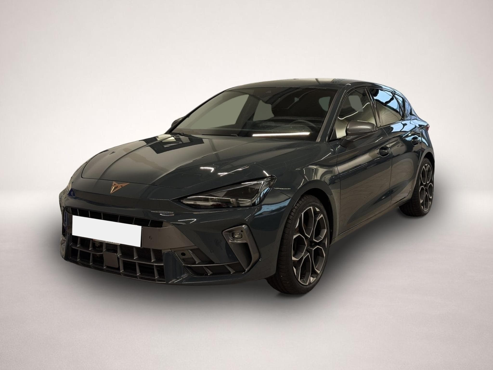 Cupra Leon (2025) - Photo 1