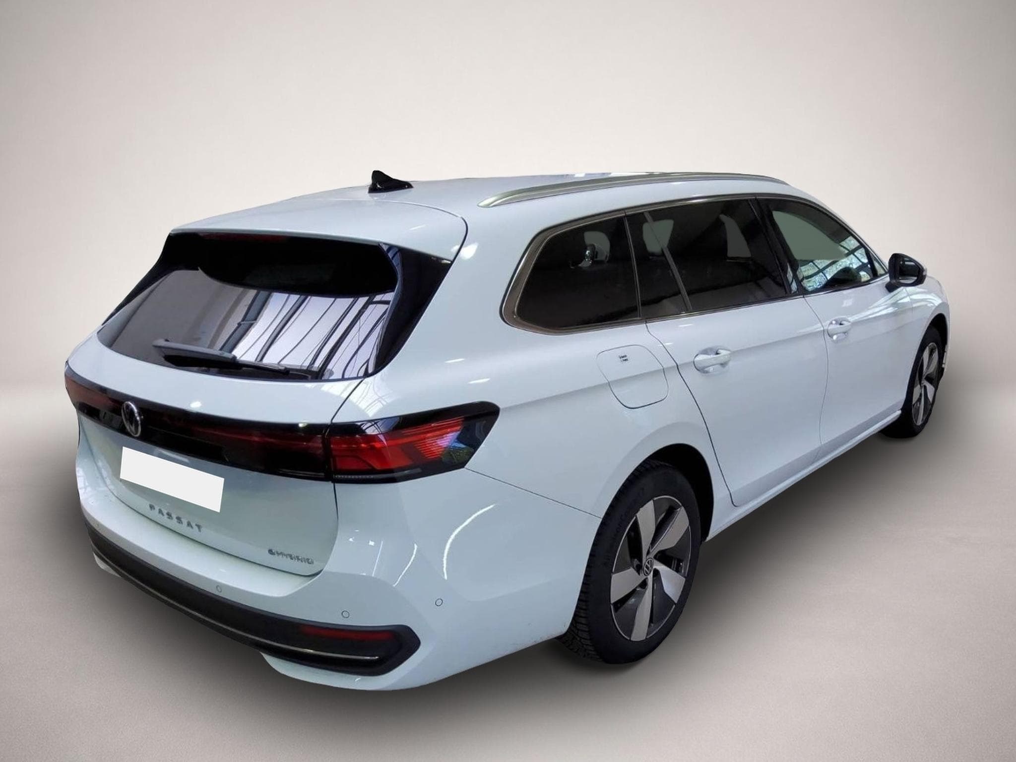 VW Passat (2025) - Photo 2