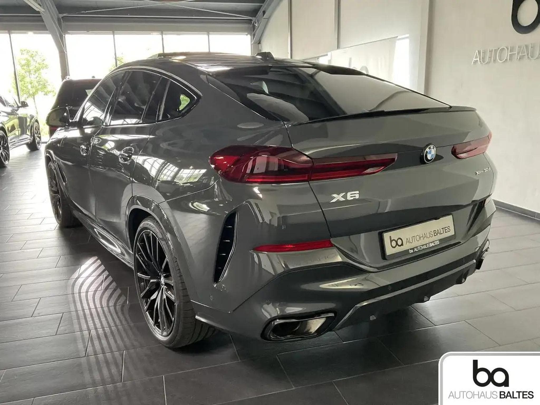 BMW X6 (2025) - Photo 4