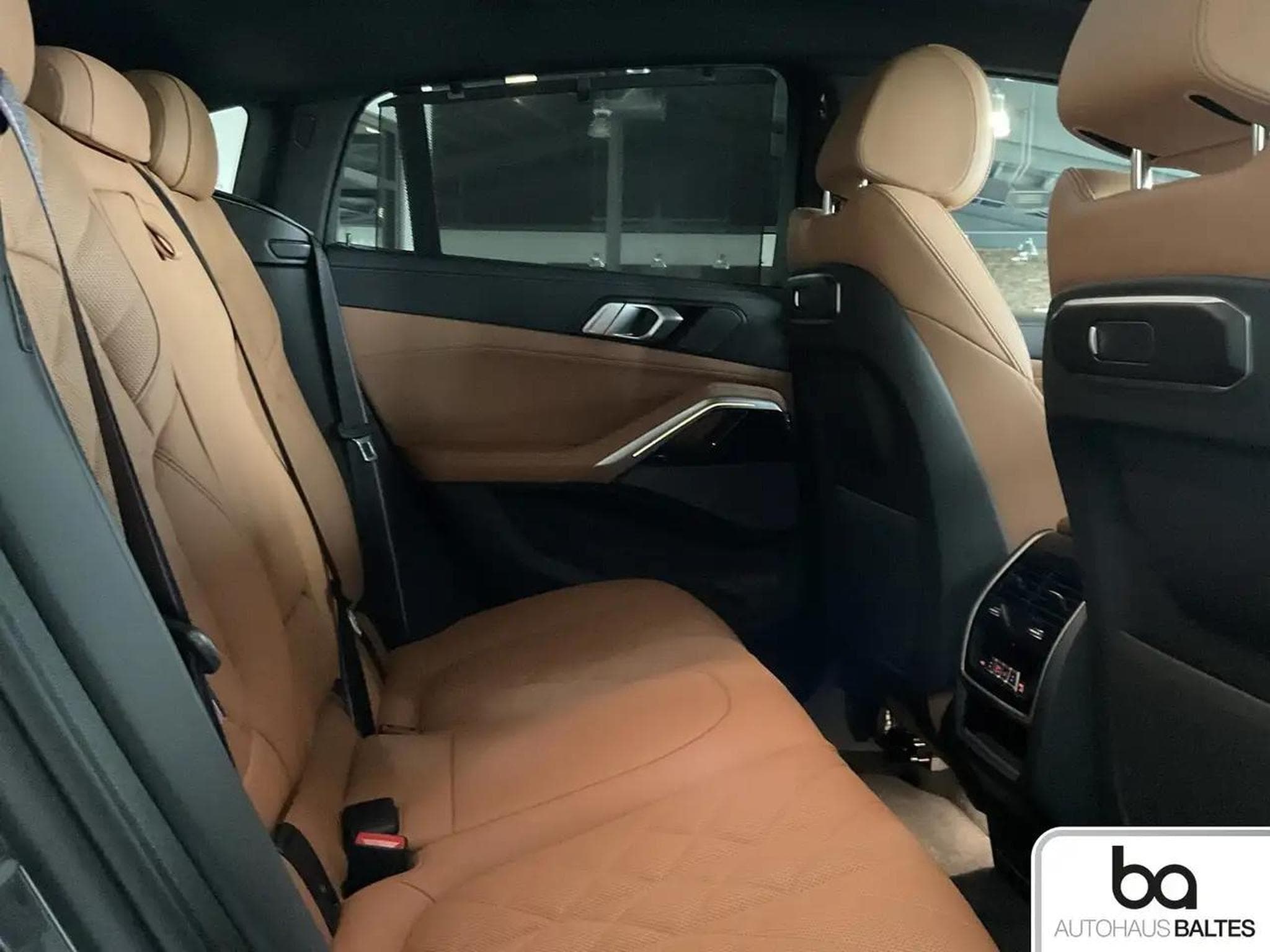 BMW X6 (2025) - Photo 8
