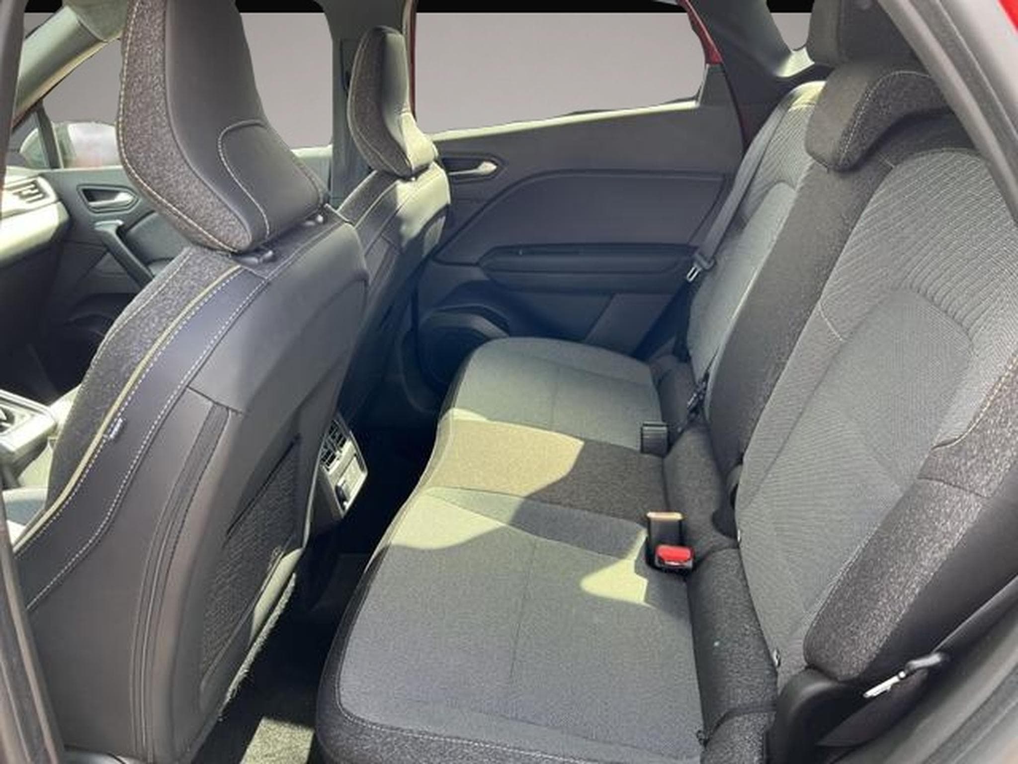 Renault Captur (2025) - Photo 5