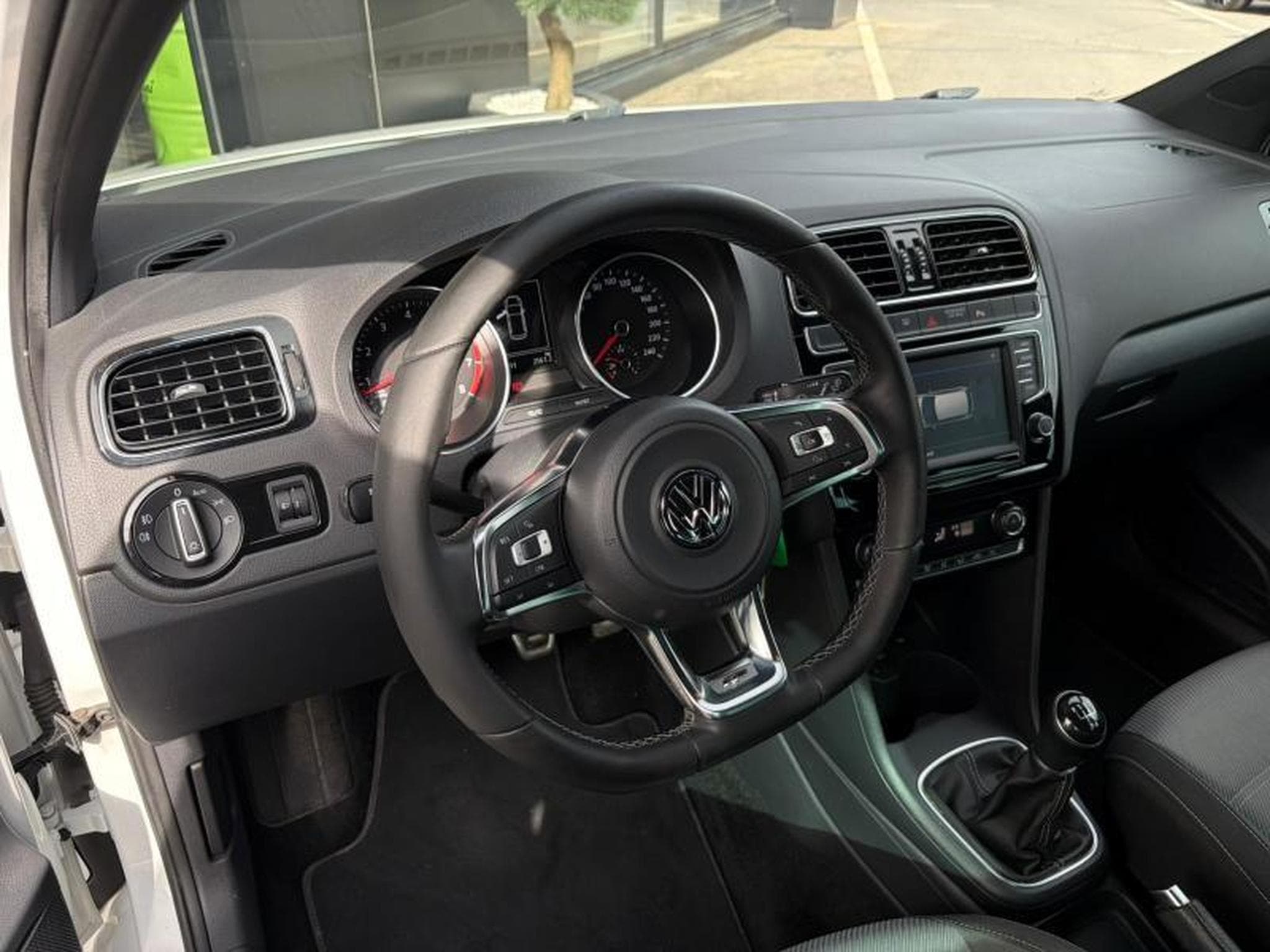VW Polo V R-line (2016) - Photo 5