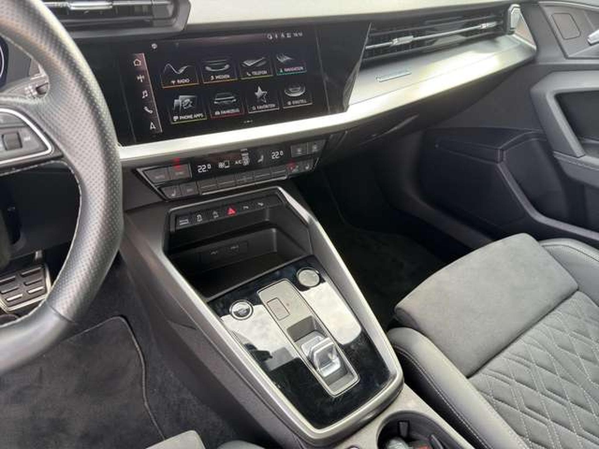 Audi A3 Sportback quattro S line/Standhzg/19" ABT/Nav (2022) - Photo 13