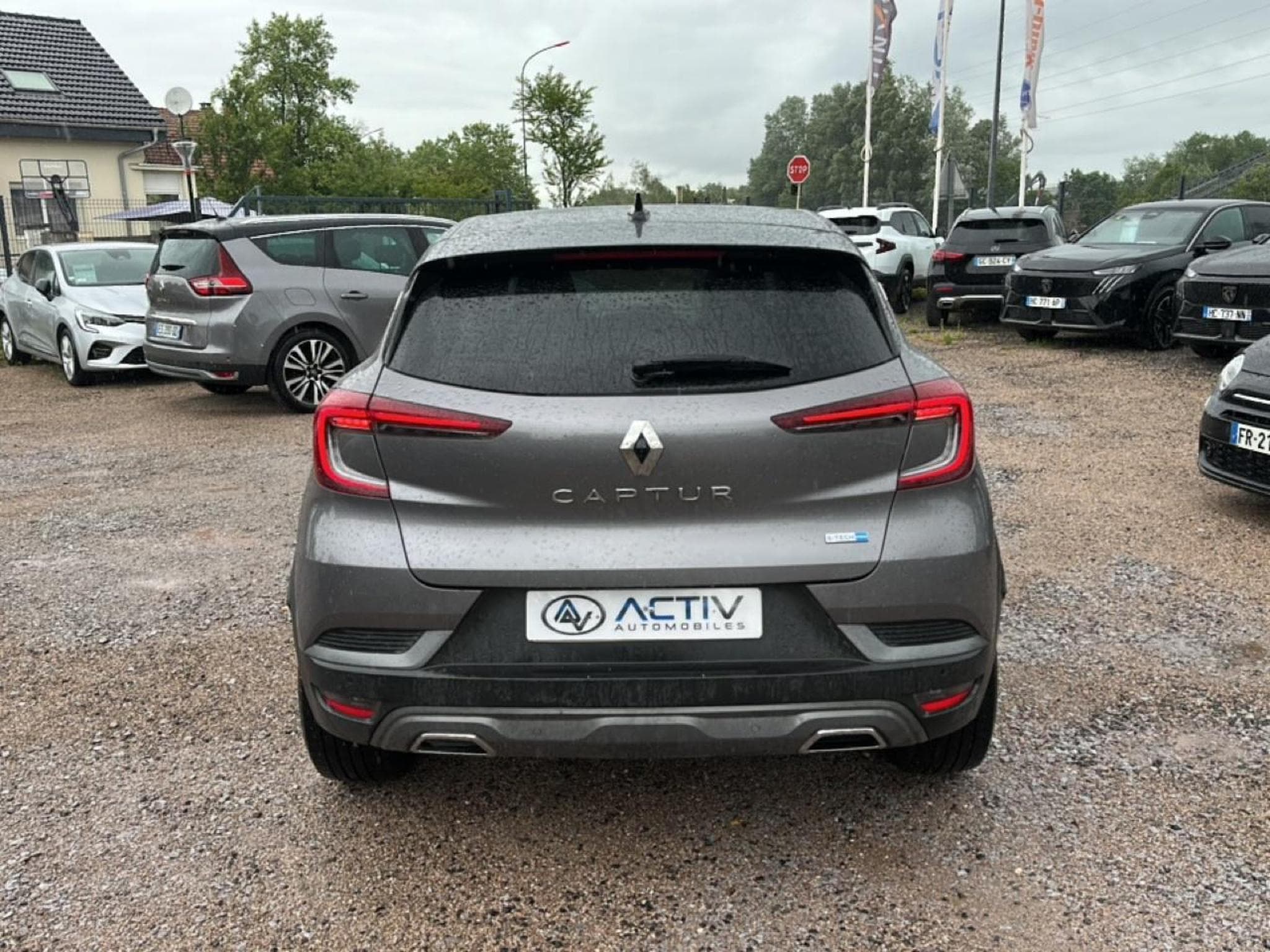 Renault Captur 1.6 E-TECH HYBRIDE 145 RS LINE (2022) - Photo 6