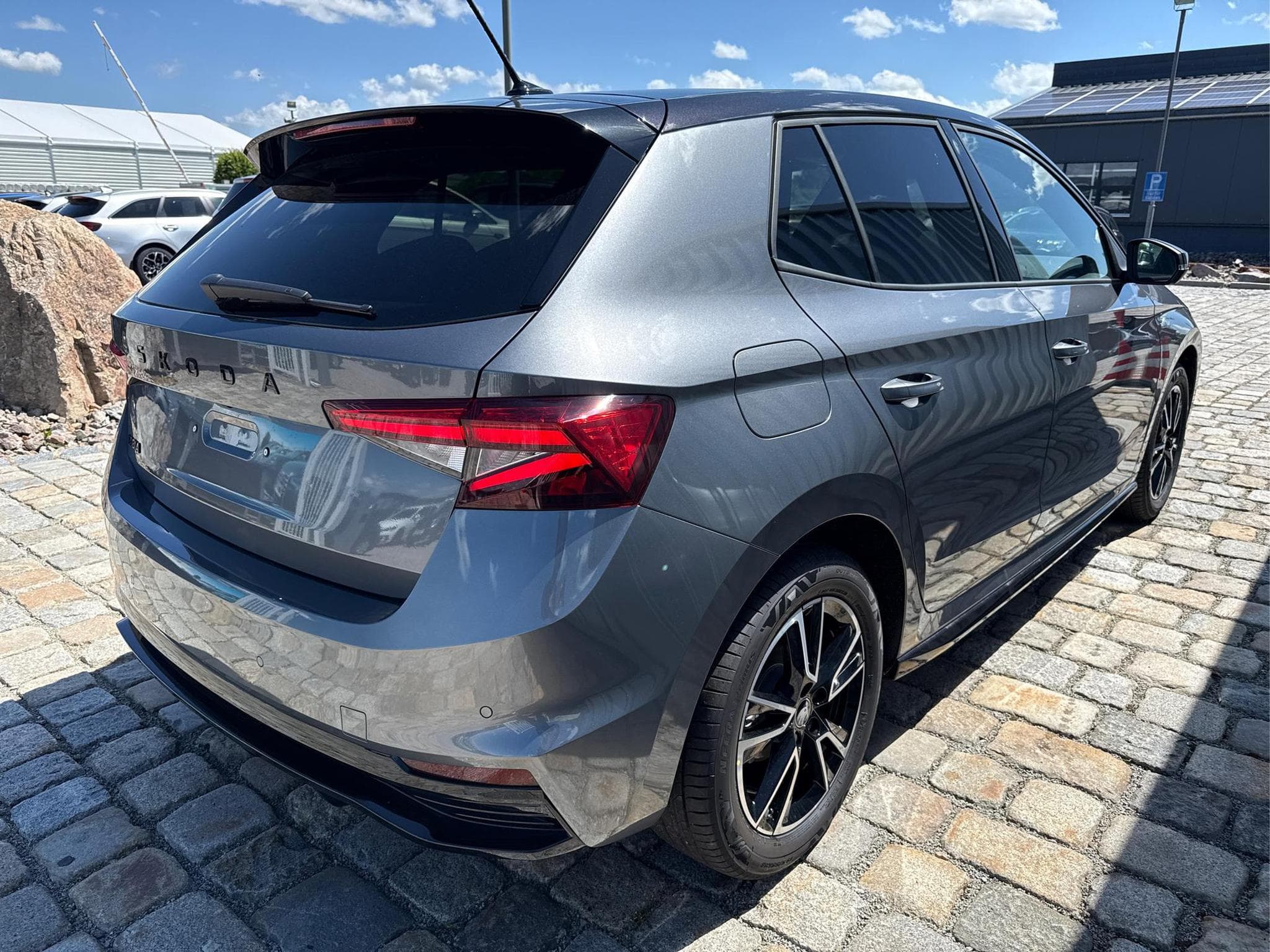 Skoda Fabia Monte Carlo 1.0 (2026) - Photo 6
