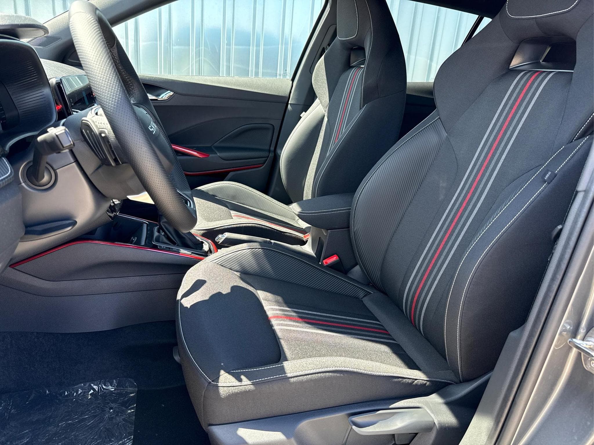 Skoda Fabia Monte Carlo 1.0 (2026) - Photo 8