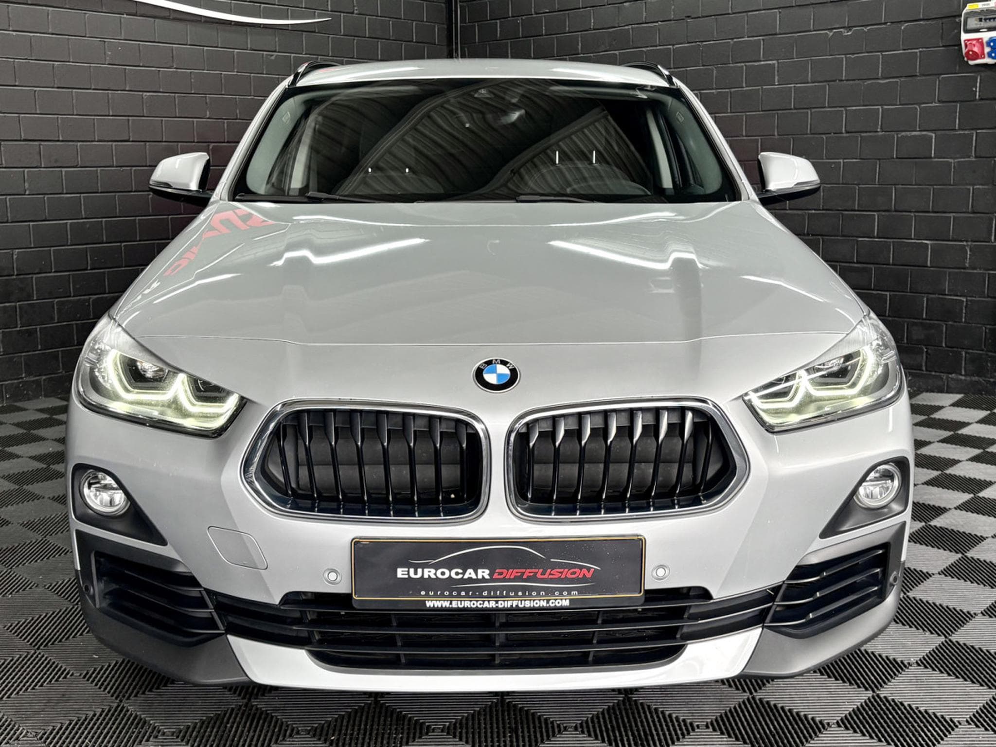 BMW X2 18i sDrive *CAMERA* *PDC* SIEGES CHAUFF.* (2019) - Photo 2