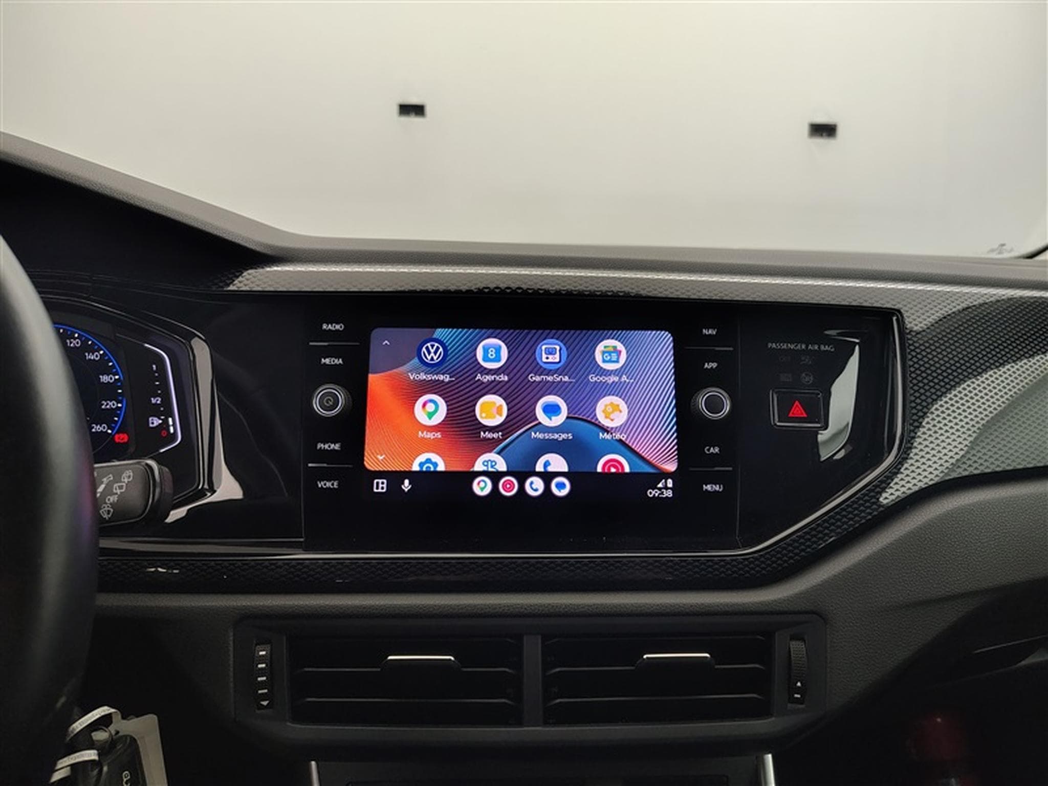 VW Taigo 1.0 TSI 110cv DSG Life CARPLAY / FULL LED / PDC AV+AR (2022) - Photo 21