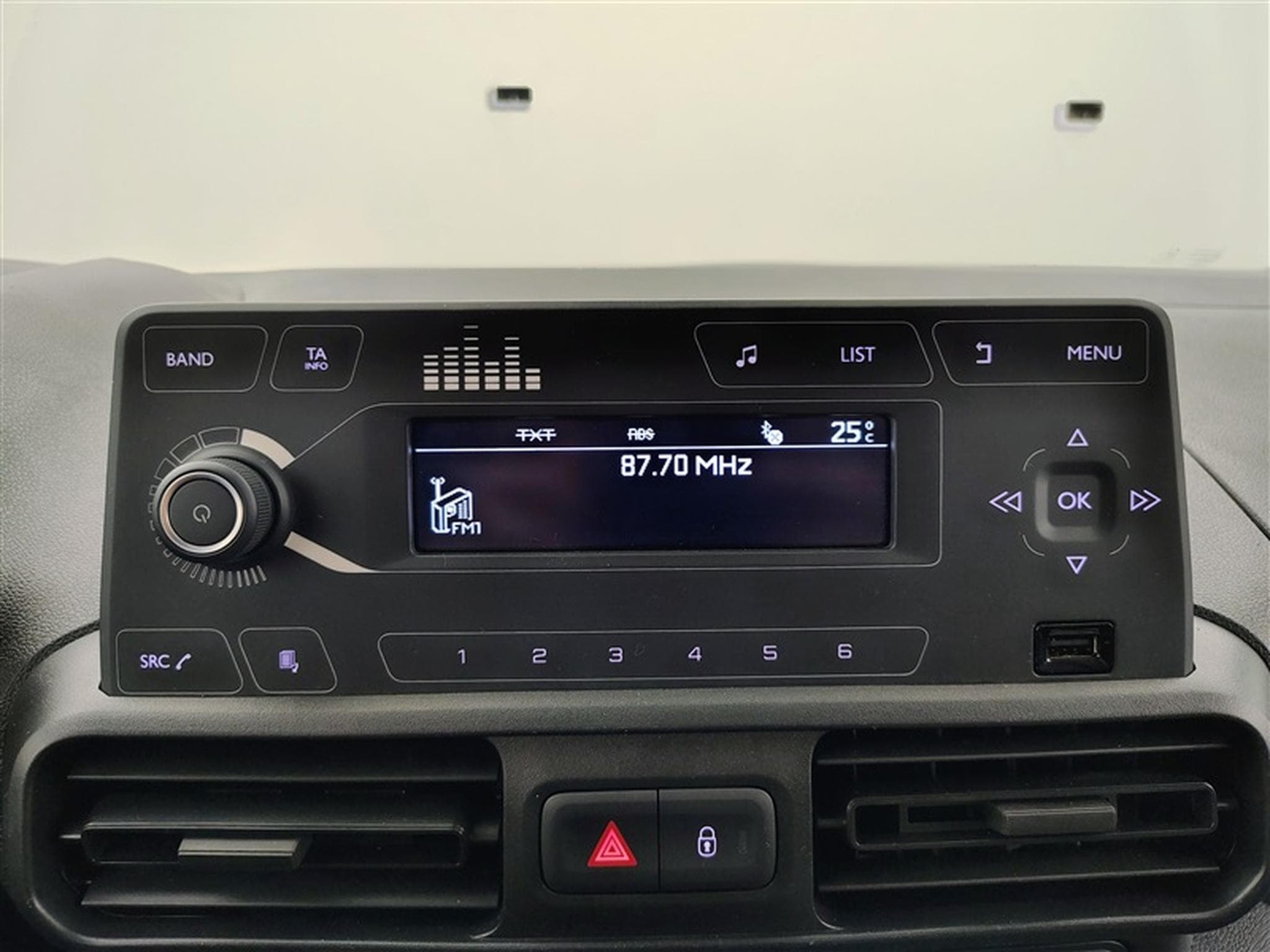 Citroen Berlingo 1.5 BlueHDi XL Heavy Control 3PL (2021) - Photo 10