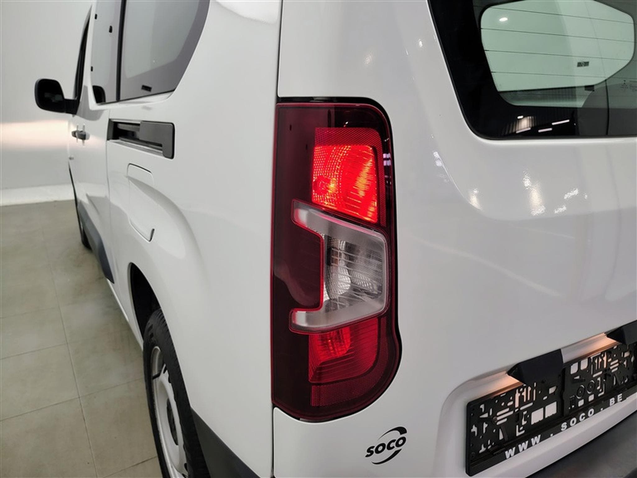 Citroen Berlingo 1.5 BlueHDi XL Heavy Control 3PL (2021) - Photo 15