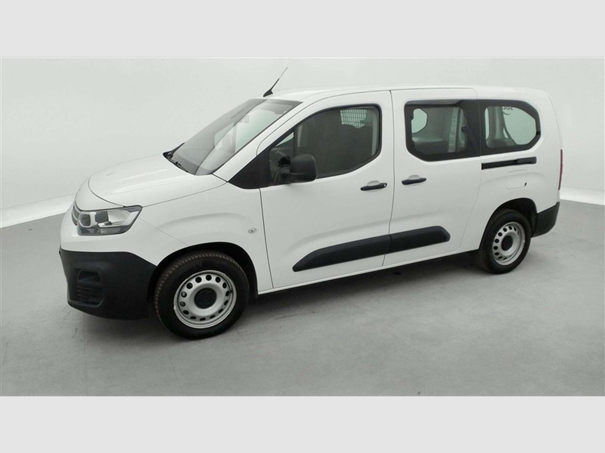 Citroen Berlingo 1.5 BlueHDi XL Heavy Control 3PL (2021) - Photo 19