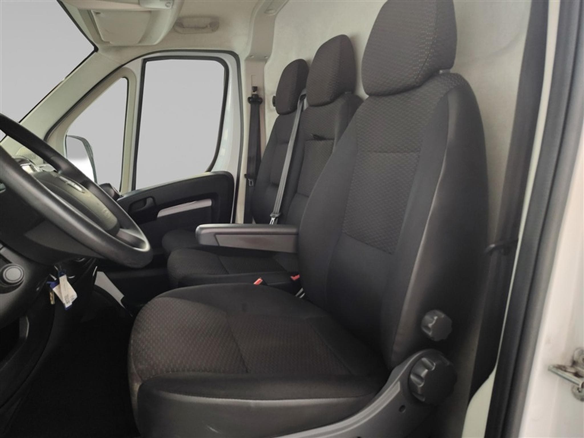 Opel Movano 2.2 Turbo D L2H2 3PL / CLIM / CAMERA / PDC (2022) - Photo 7