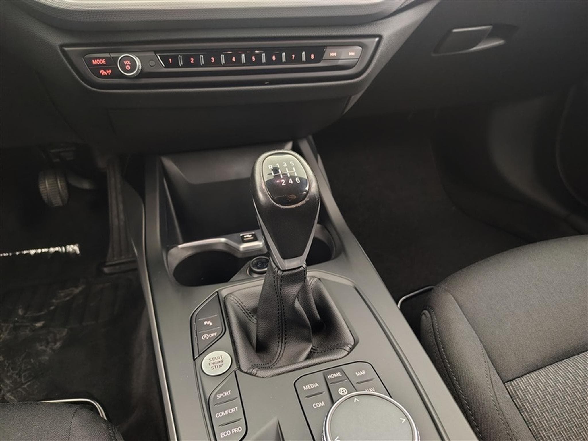BMW 116 116 d Business NAVI/FULL LED/JA/PDC AV AR (2023) - Photo 12