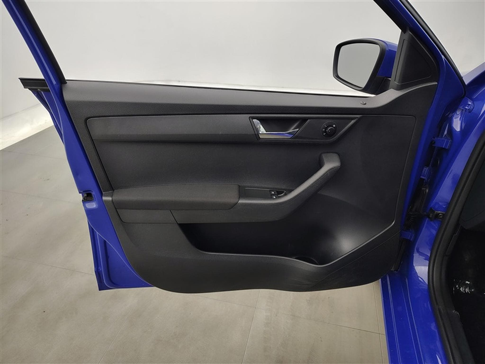 Skoda Fabia Combi 1.0 TSI 60Cv Ambition CLIM / BLUETOOTH / PDC (2022) - Photo 16