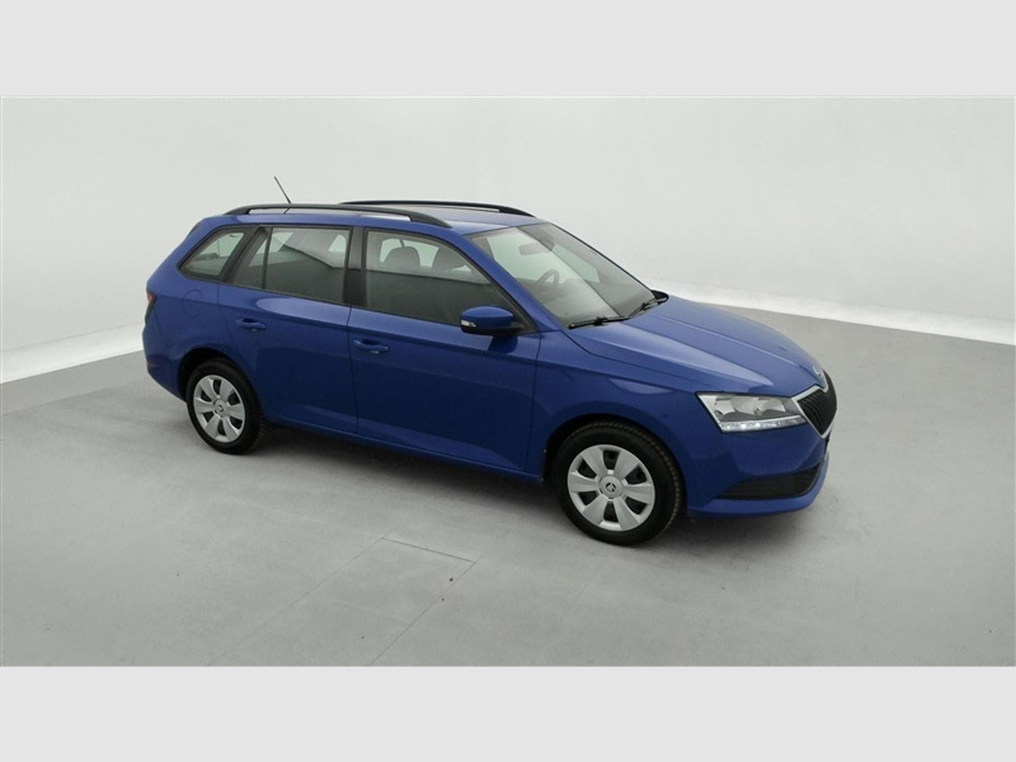 Skoda Fabia Combi 1.0 TSI 60Cv Ambition CLIM / BLUETOOTH / PDC (2022) - Photo 22
