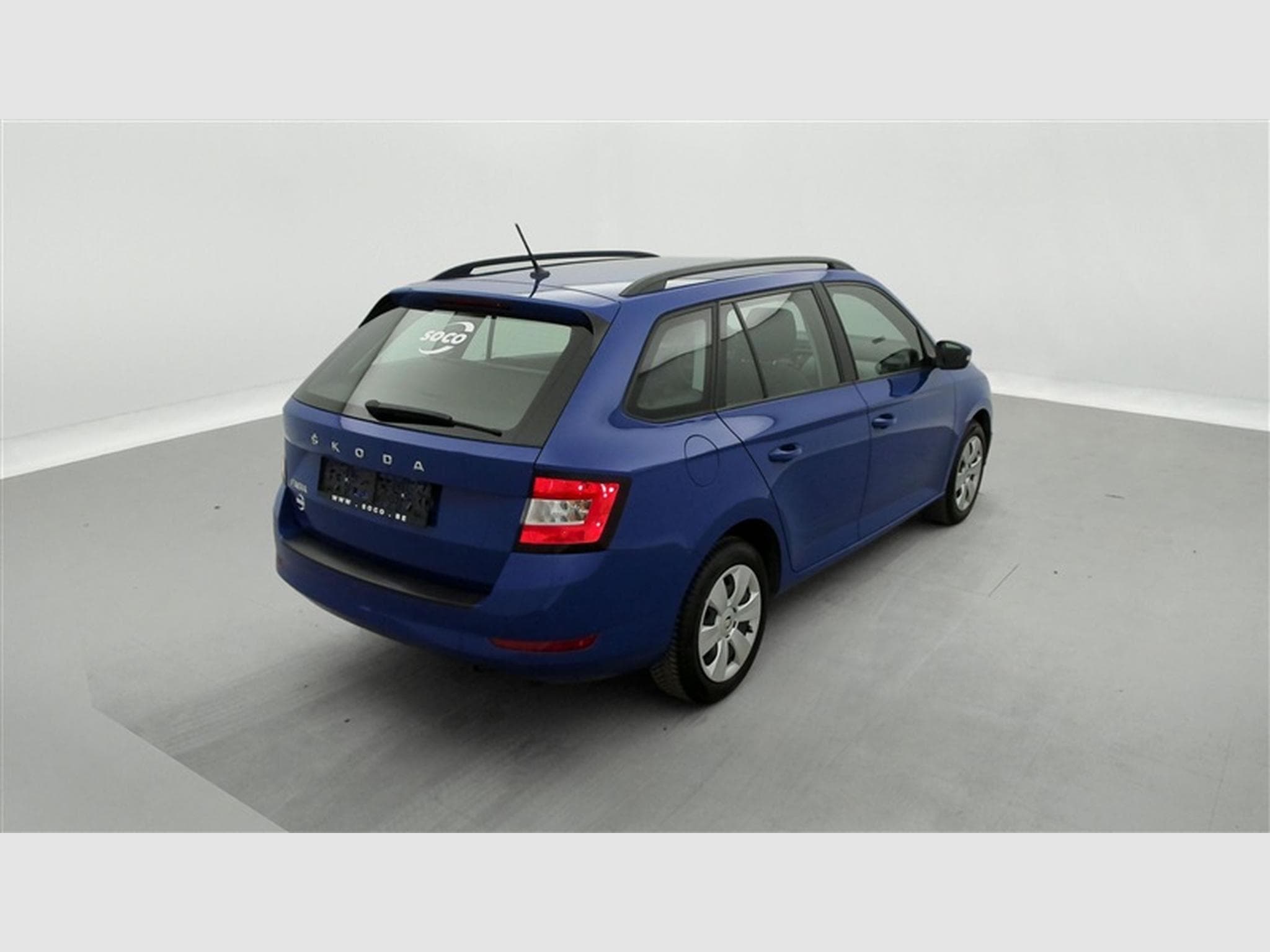 Skoda Fabia Combi 1.0 TSI 60Cv Ambition CLIM / BLUETOOTH / PDC (2022) - Photo 25