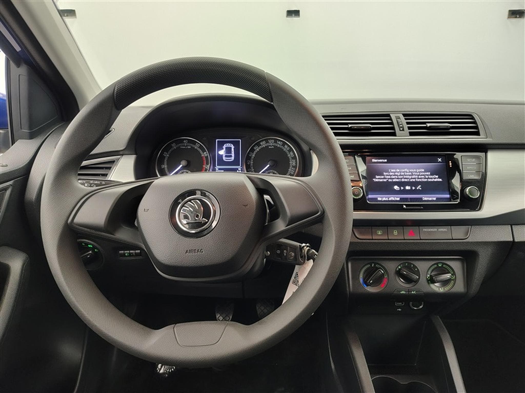 Skoda Fabia Combi 1.0 TSI 60Cv Ambition CLIM / BLUETOOTH / PDC (2022) - Photo 9