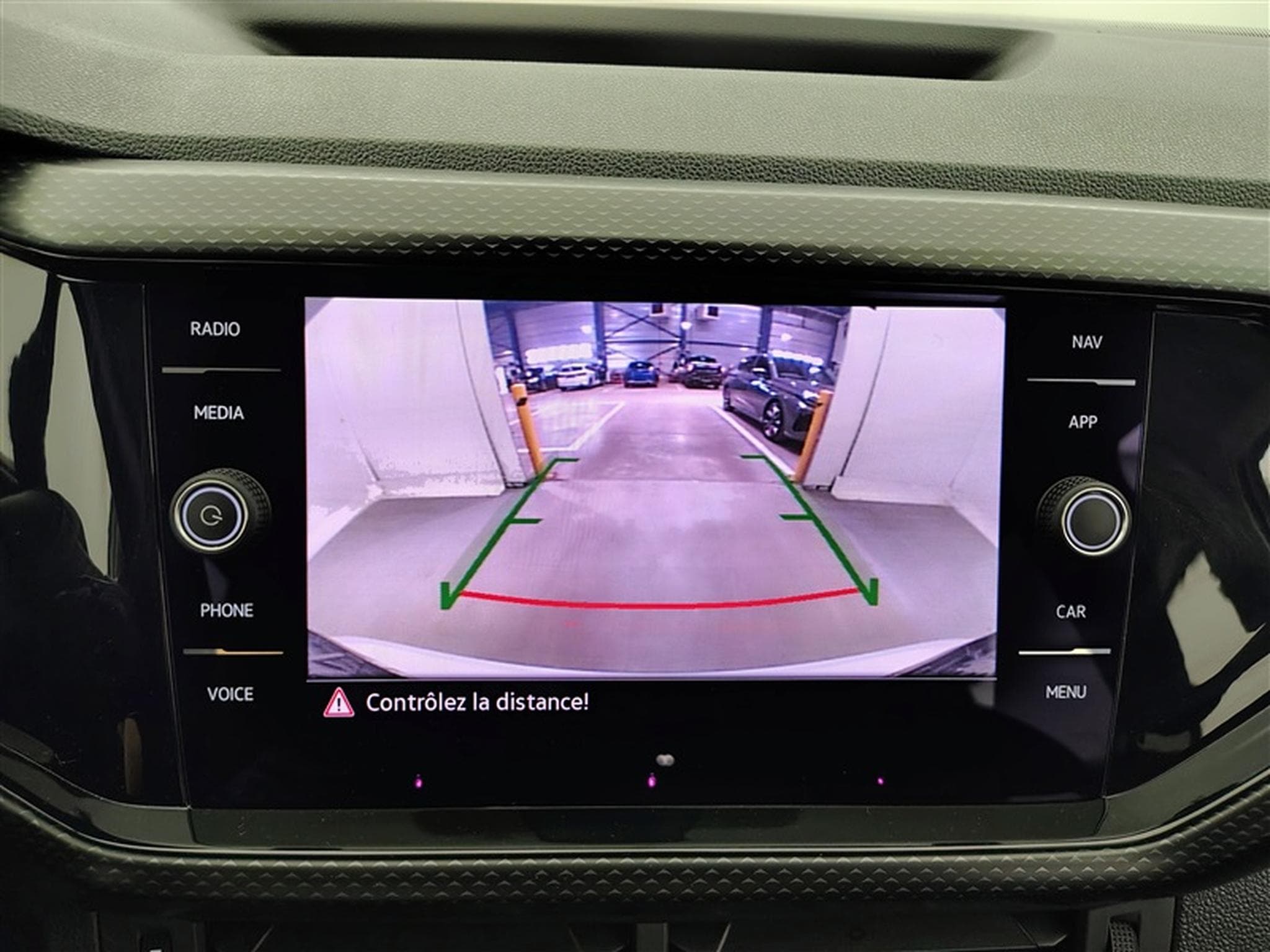 VW T-Cross 1.0 TSI Life Business OPF (2022) - Photo 18
