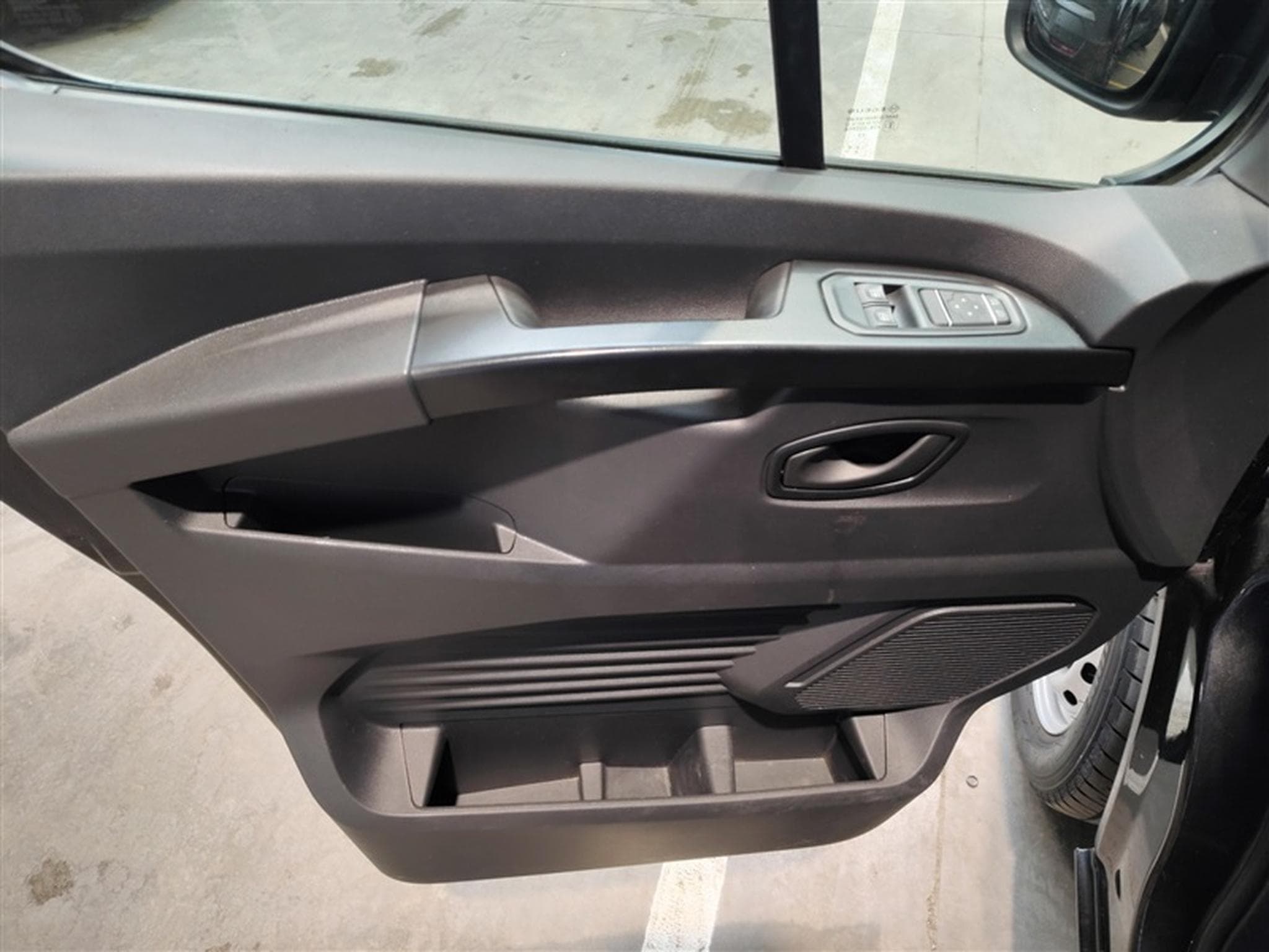 Renault Trafic 2.0 dCi 30 L2H1 Confort (EU6e) (2024) - Photo 15