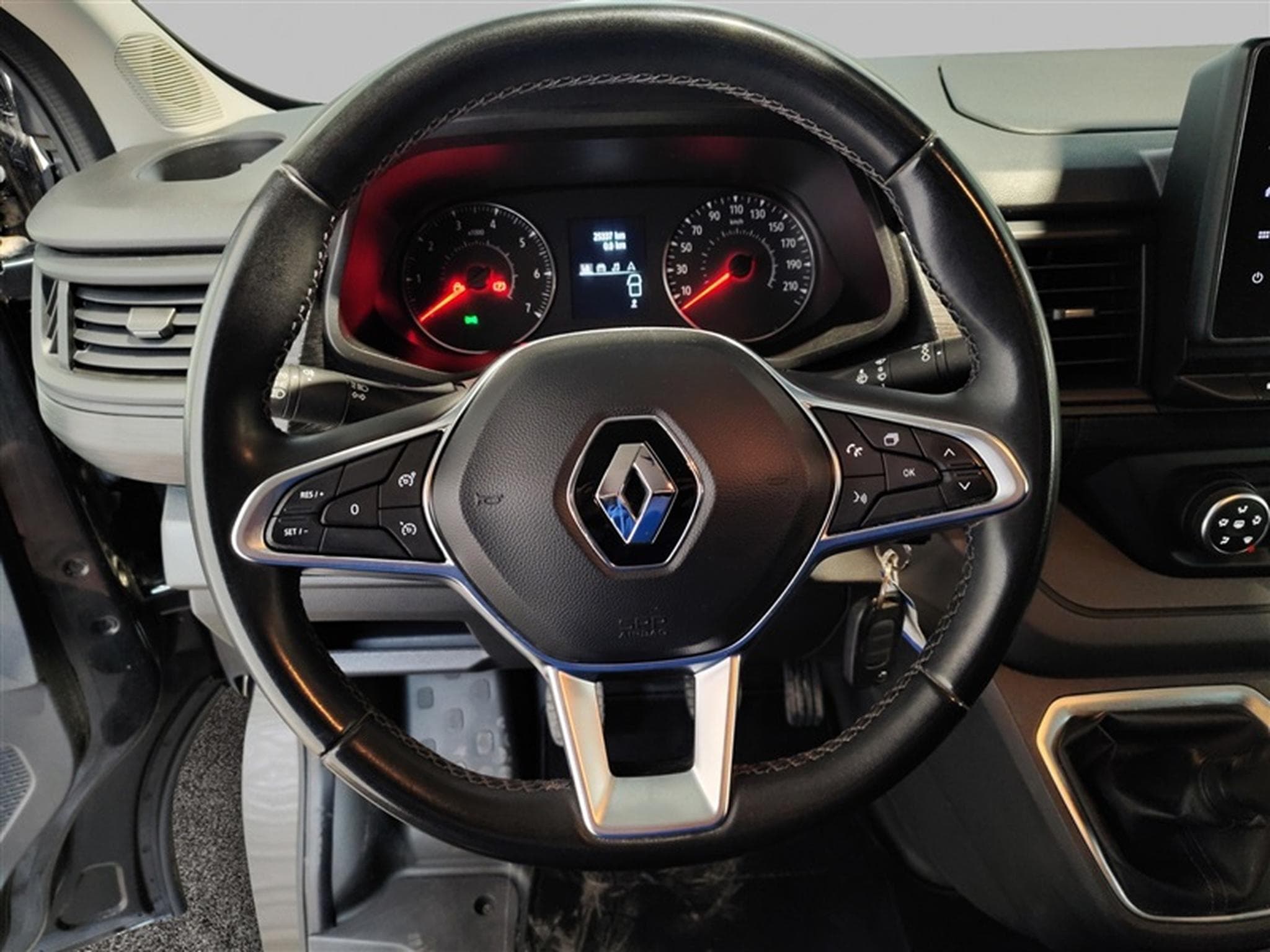 Renault Trafic 2.0 dCi 30 L2H1 Confort (EU6e) (2024) - Photo 9