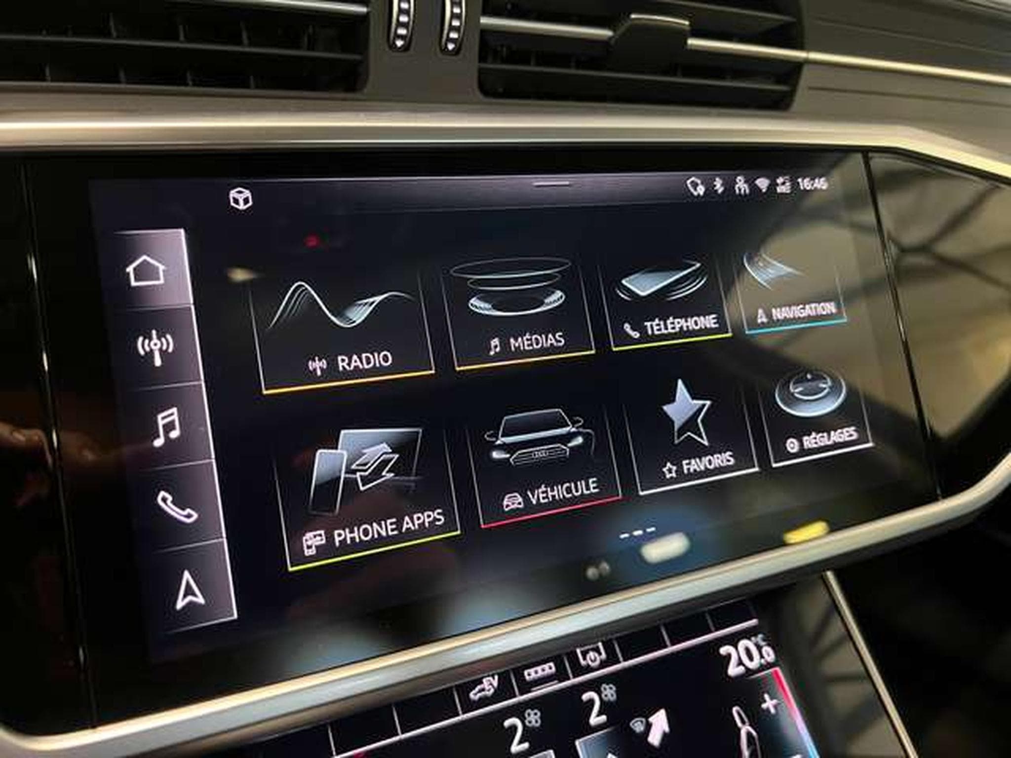 Audi A6 QUATTRO HYBRIDE ESSENCE 300 CV (2024) - Photo 14
