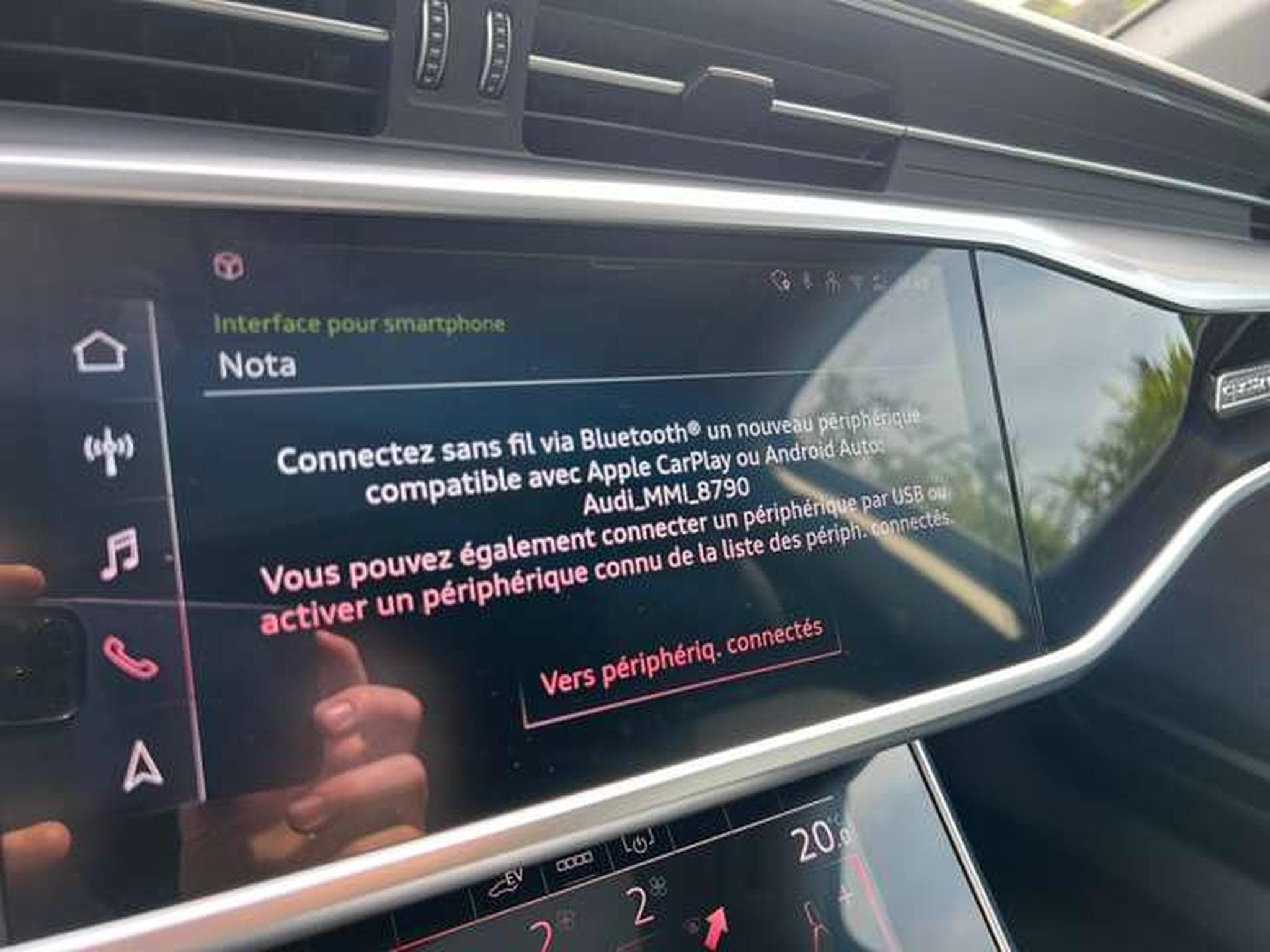 Audi A6 QUATTRO HYBRIDE ESSENCE 300 CV (2024) - Photo 18