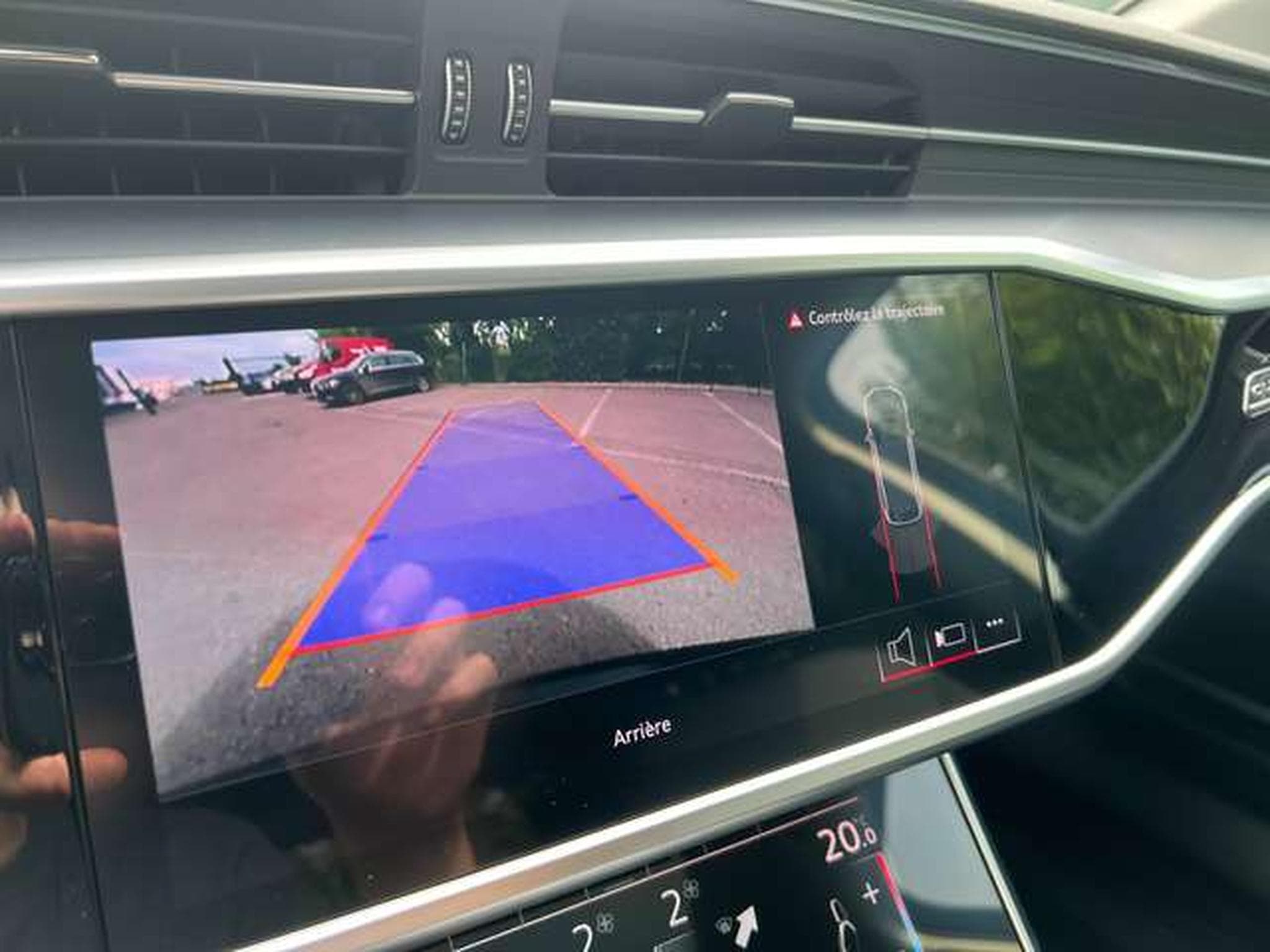 Audi A6 QUATTRO HYBRIDE ESSENCE 300 CV (2024) - Photo 19