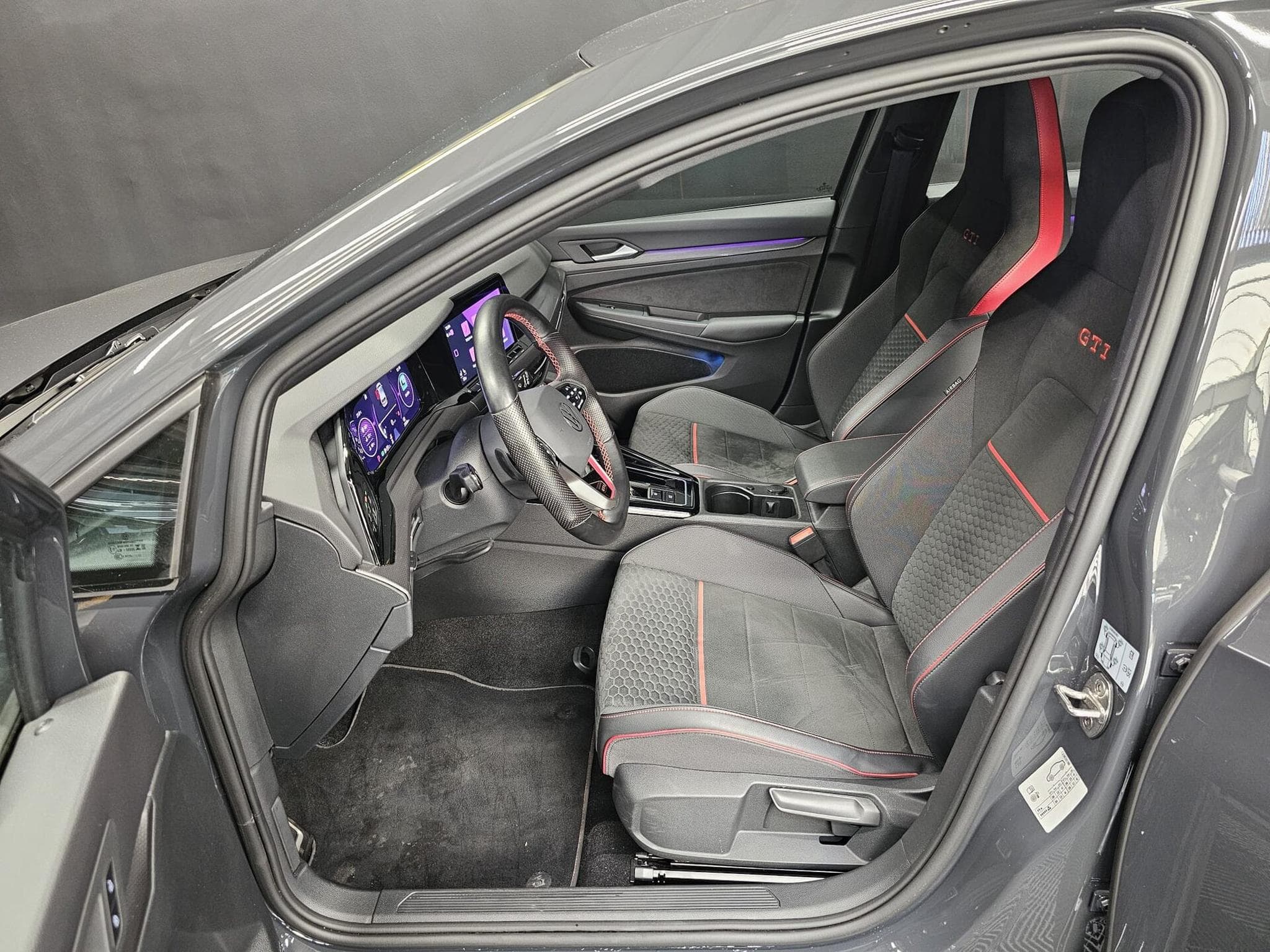 VW Golf GTI clubsport 300cv DSG7 (2023) - Photo 14
