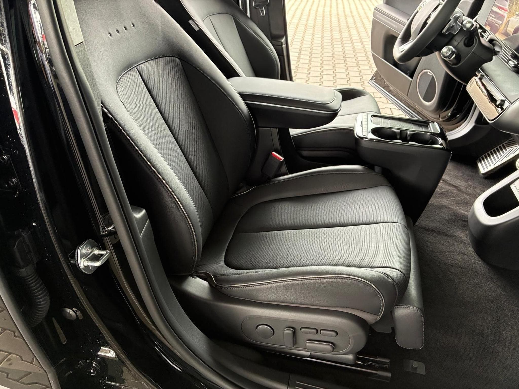 Hyundai IONIQ 5 Prestige Line (2025) - Photo 9