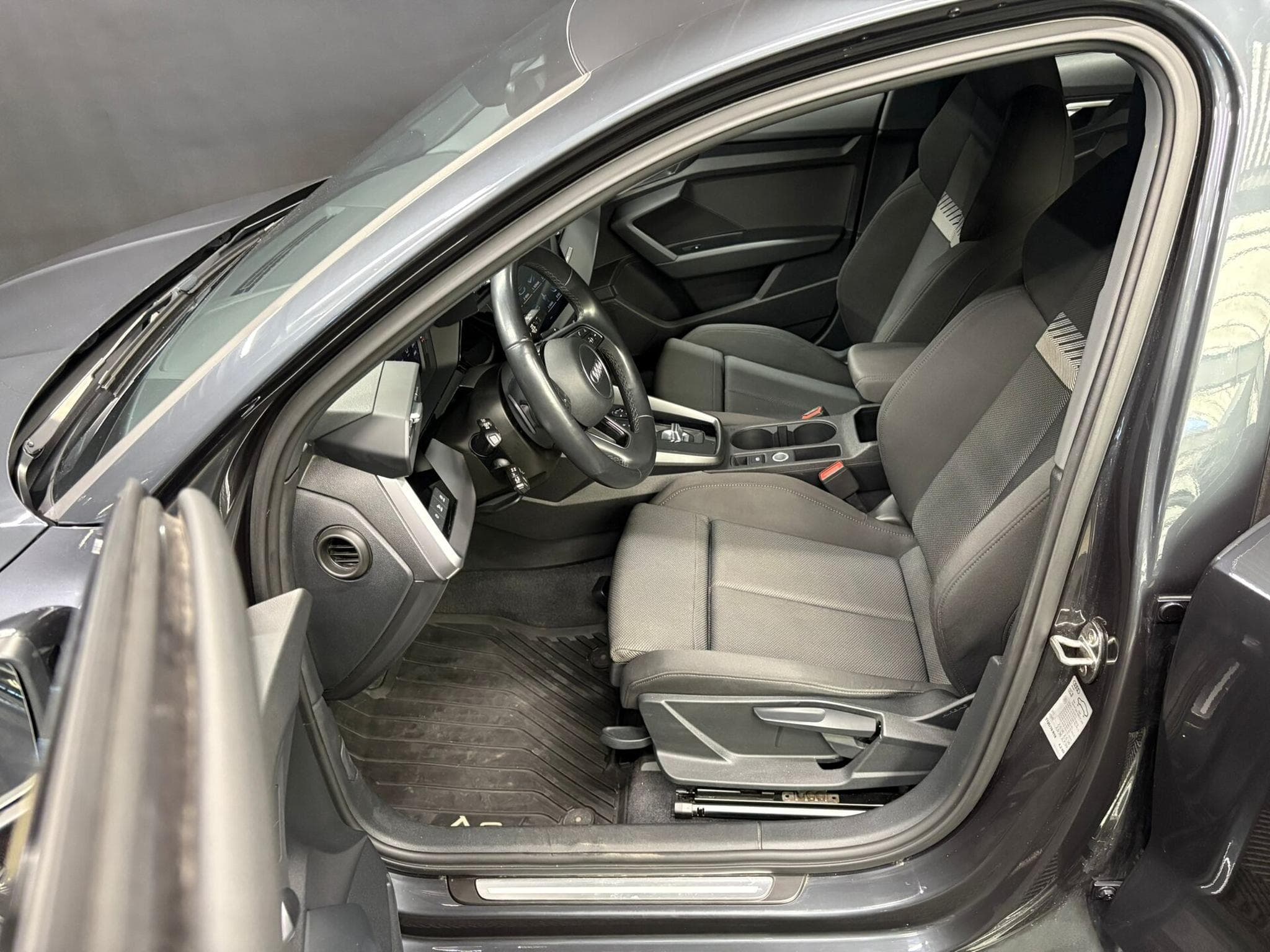 Audi A3 Limousine Advanced 30 TFSI 110cv S-tronic (2023) - Photo 12