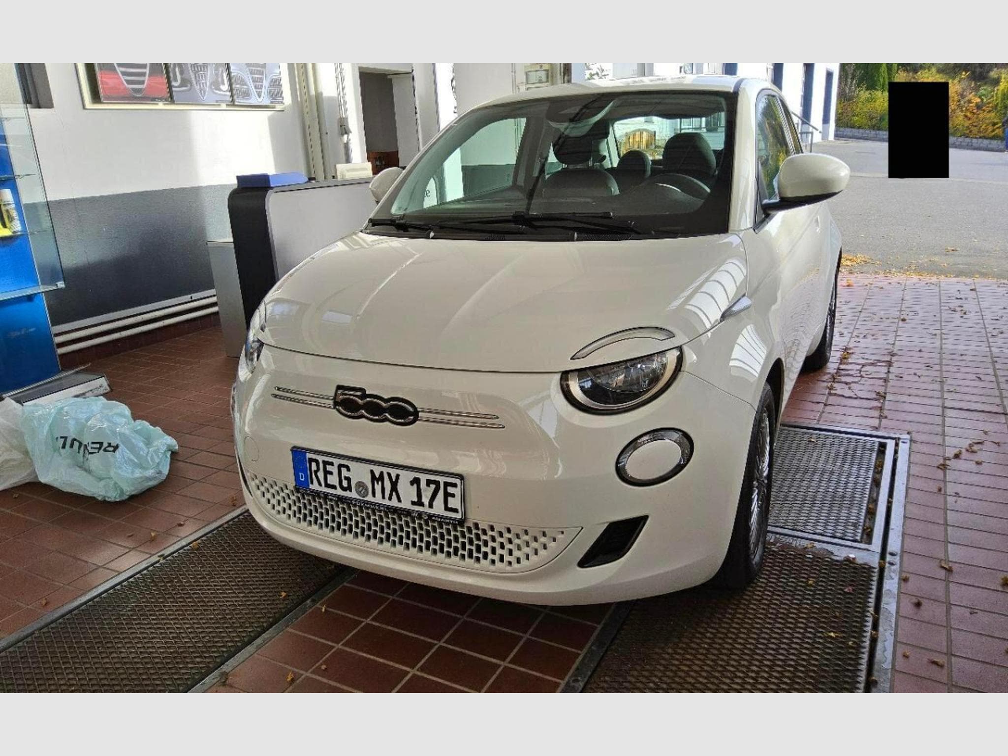 Fiat 500 42 kWh (2023) - Photo 1