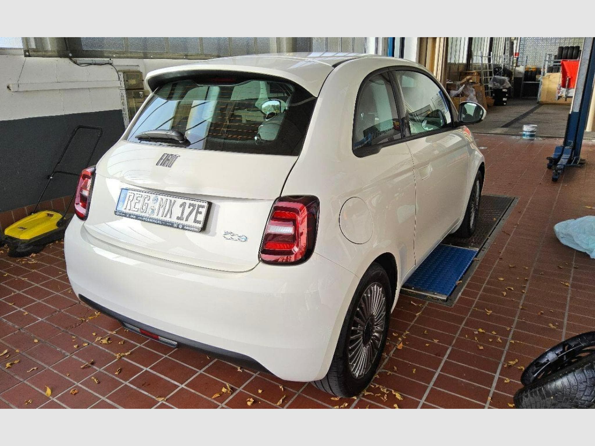 Fiat 500 42 kWh (2023) - Photo 2