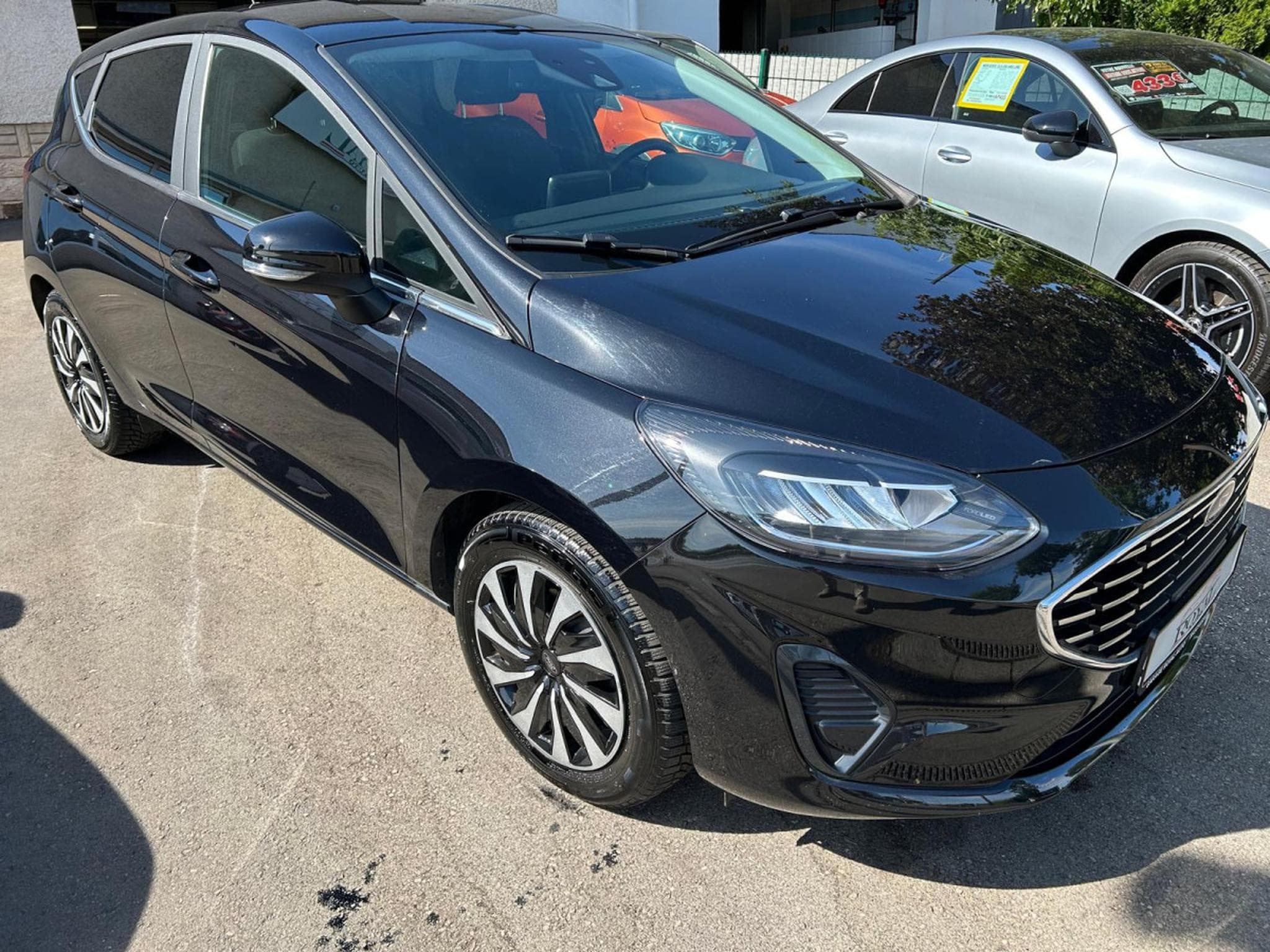 Ford Fiesta TITANIUM X 1.0i ECOBOOST *GARANTIE 36 MOIS EUROPÉENNE* (2024) - Photo 3