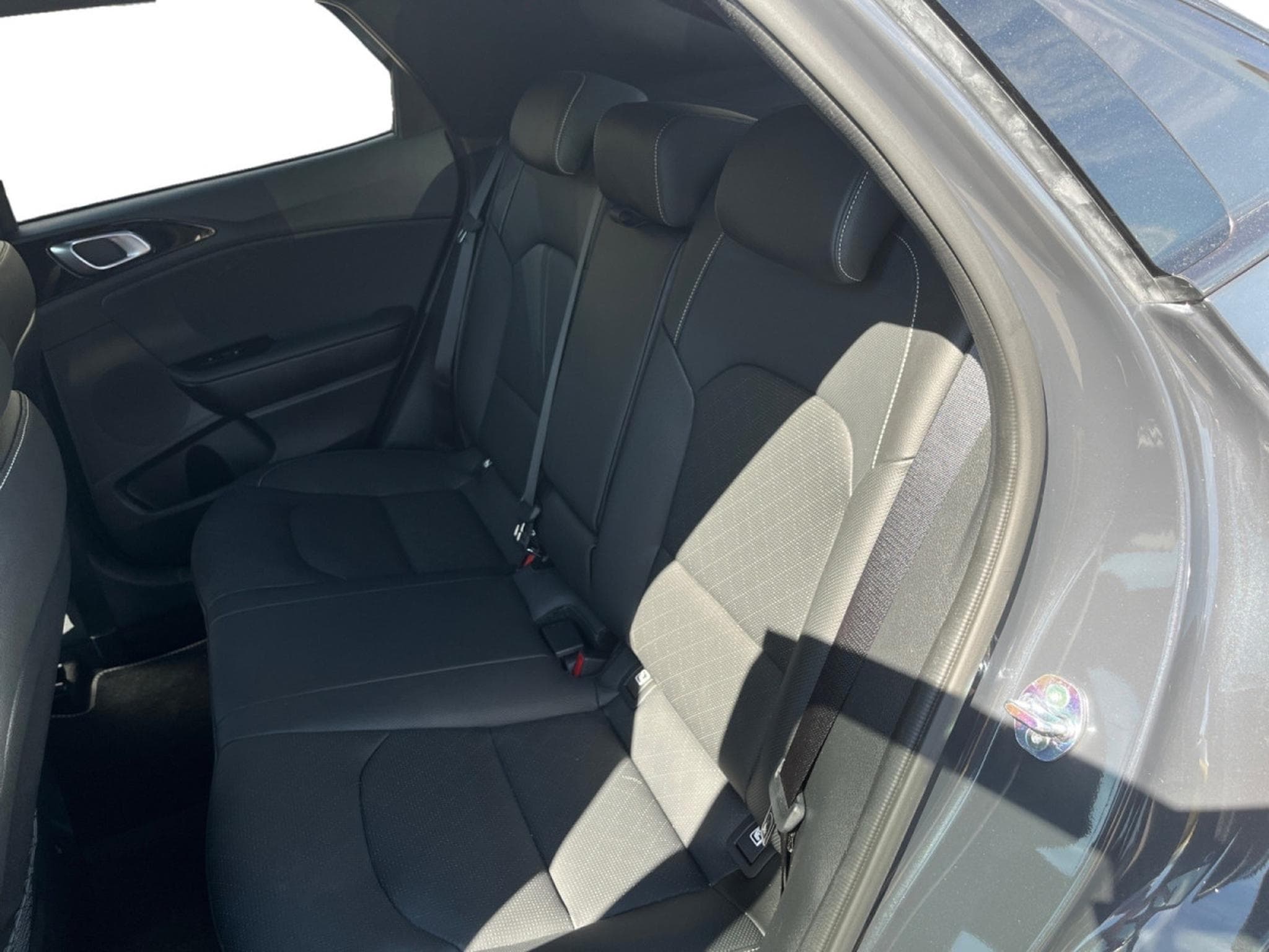 Kia XCeed 1.5 T-GDi GT Line DCT ISG (2024) - Photo 6