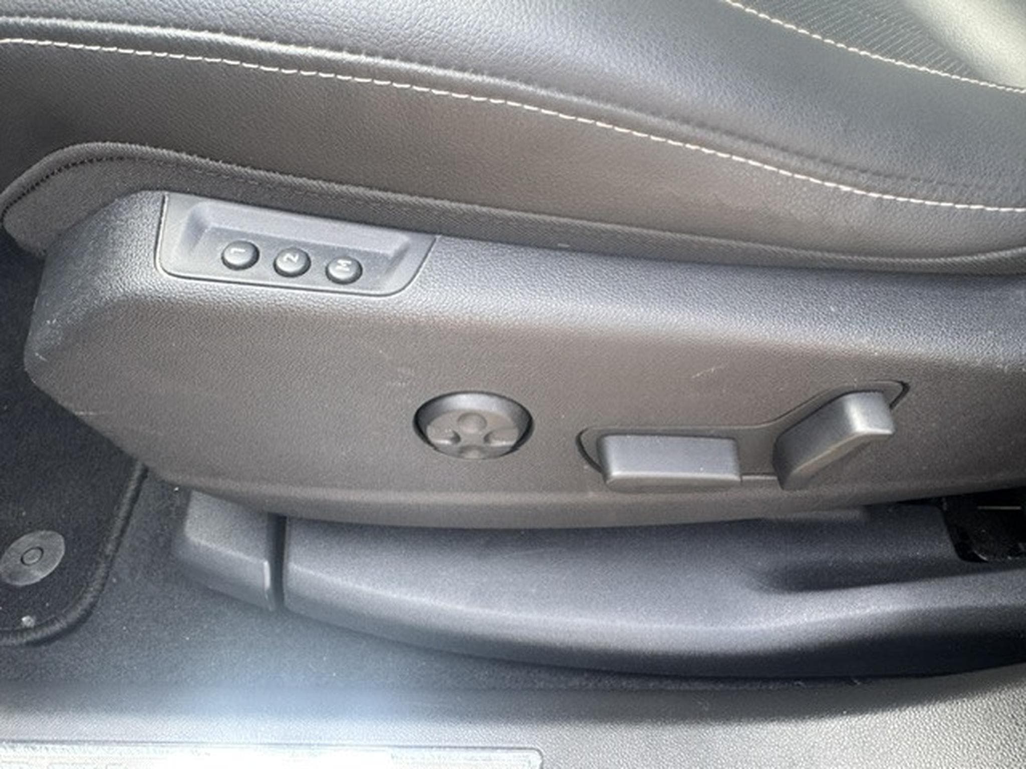 Opel Grandland OPEL GRANDLAND X HYBRID PLUG IN LEDER NAVI LED AUTOMATIK (2021) - Photo 11