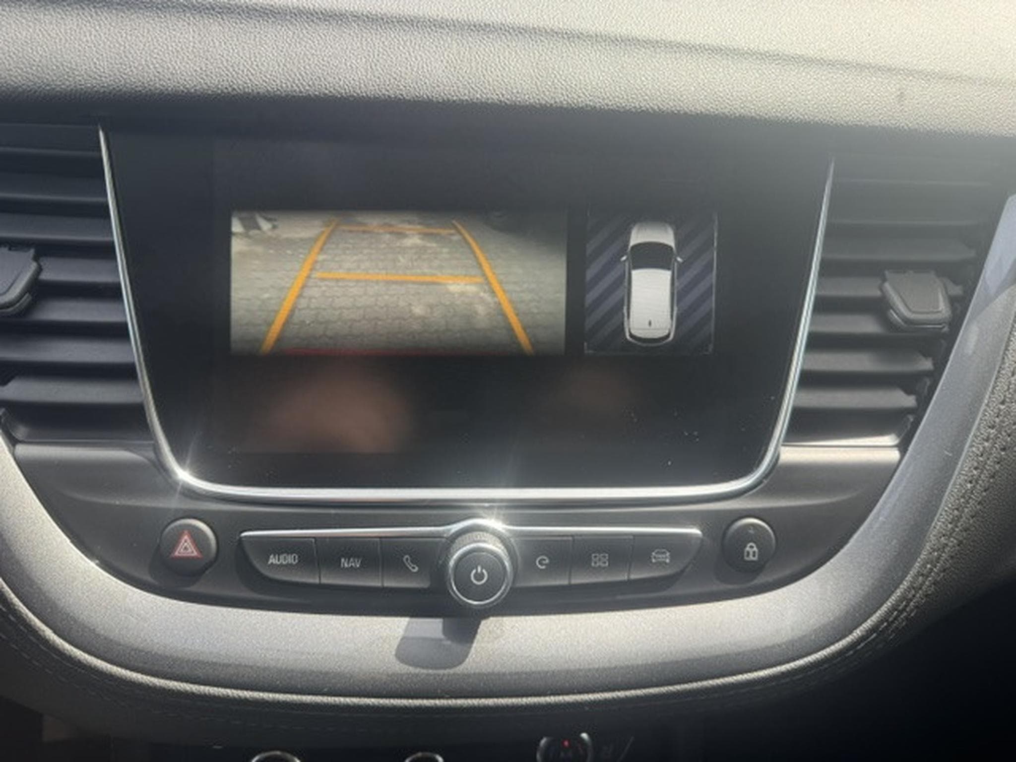 Opel Grandland OPEL GRANDLAND X HYBRID PLUG IN LEDER NAVI LED AUTOMATIK (2021) - Photo 16