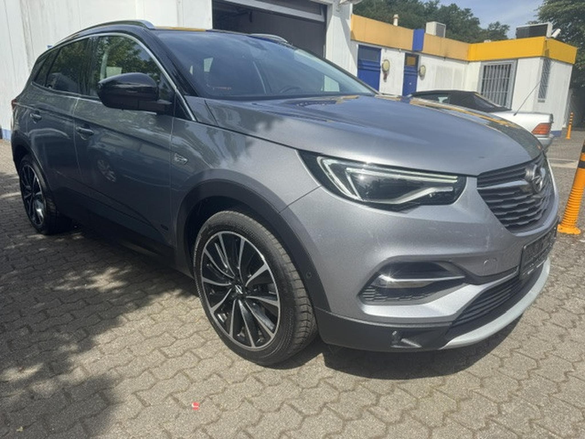 Opel Grandland OPEL GRANDLAND X HYBRID PLUG IN LEDER NAVI LED AUTOMATIK (2021) - Photo 2