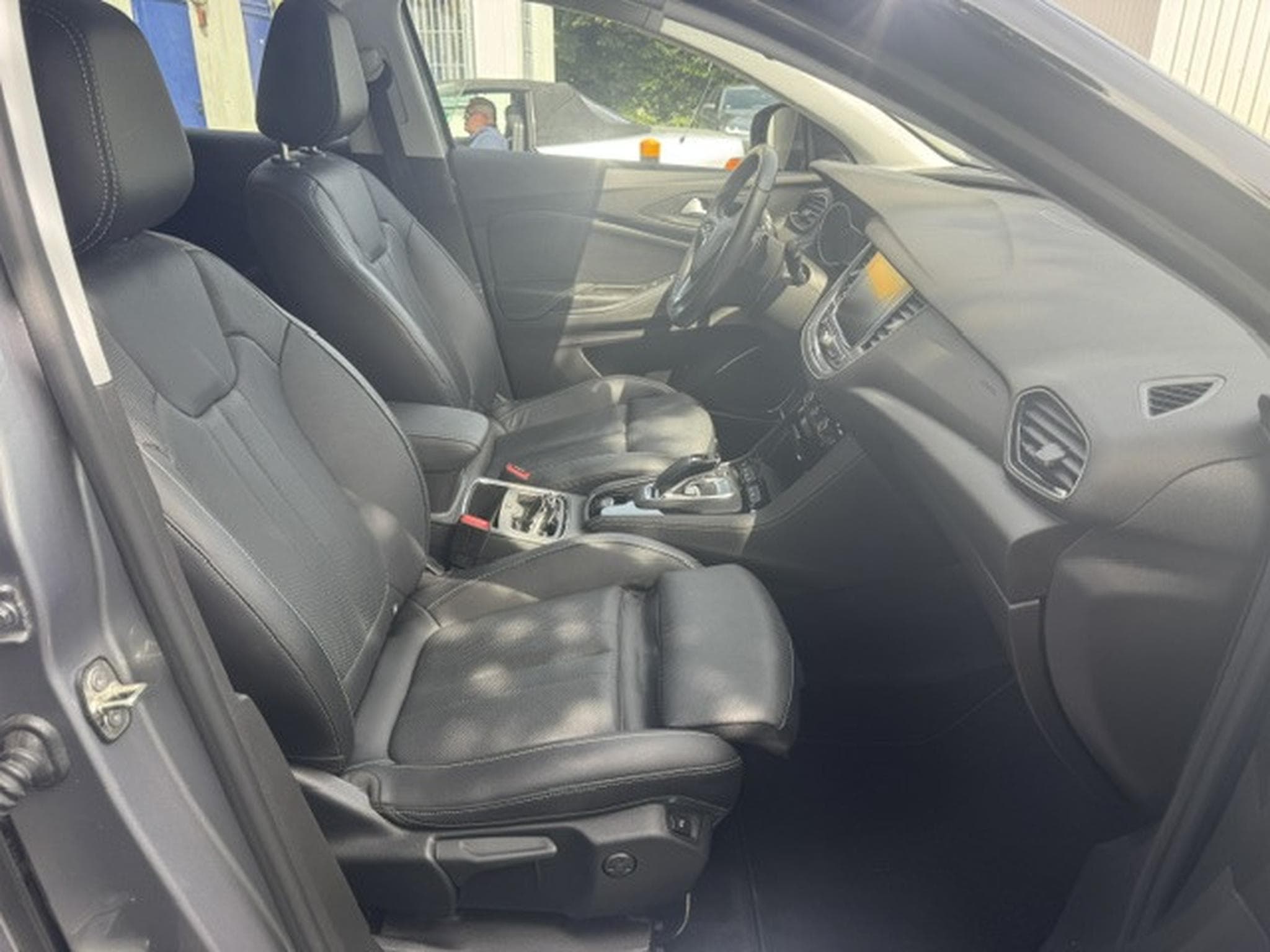 Opel Grandland OPEL GRANDLAND X HYBRID PLUG IN LEDER NAVI LED AUTOMATIK (2021) - Photo 3