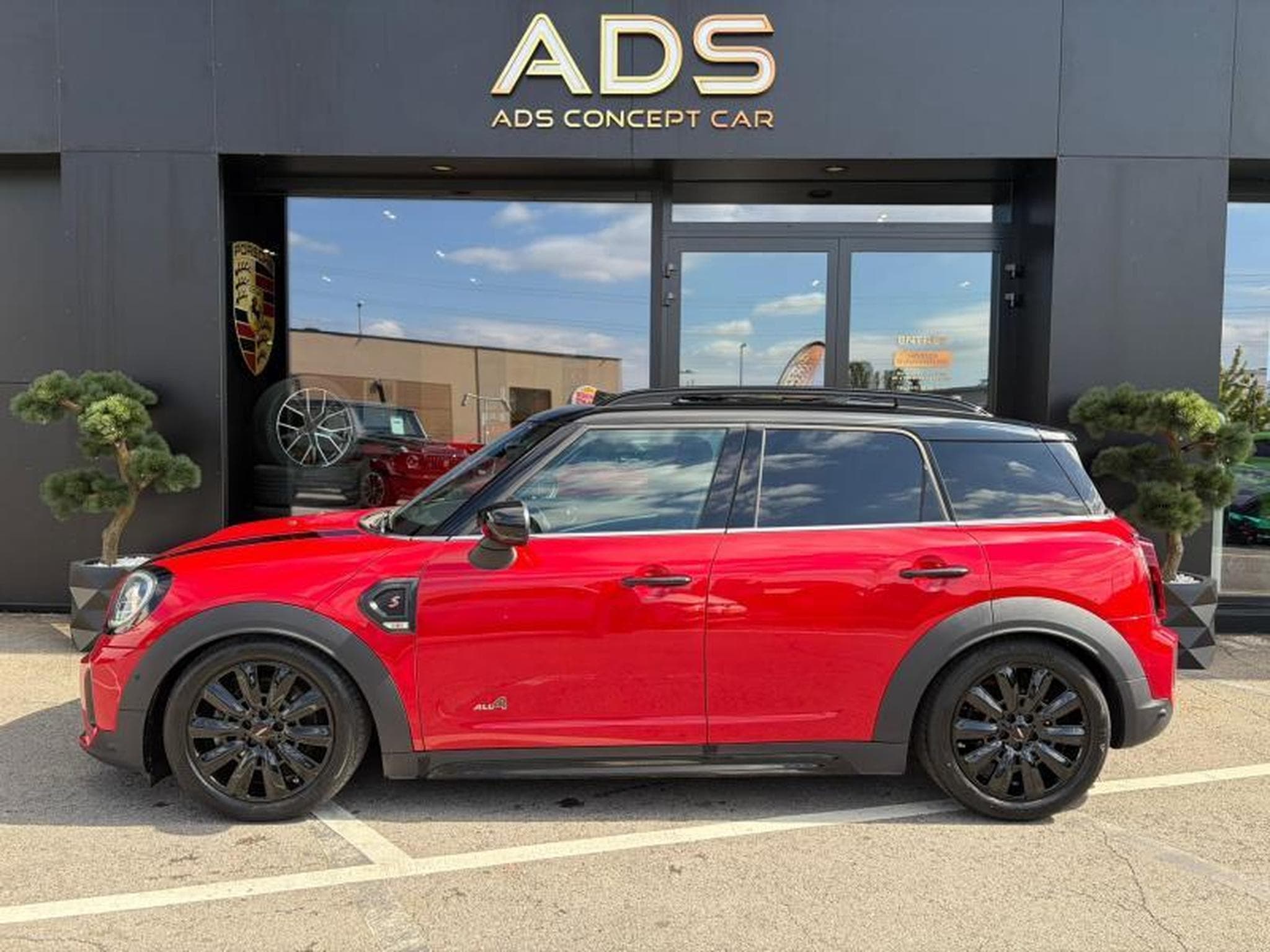 MINI Countryman ALL4 JOHN COOPER WORKS (2021) - Photo 3