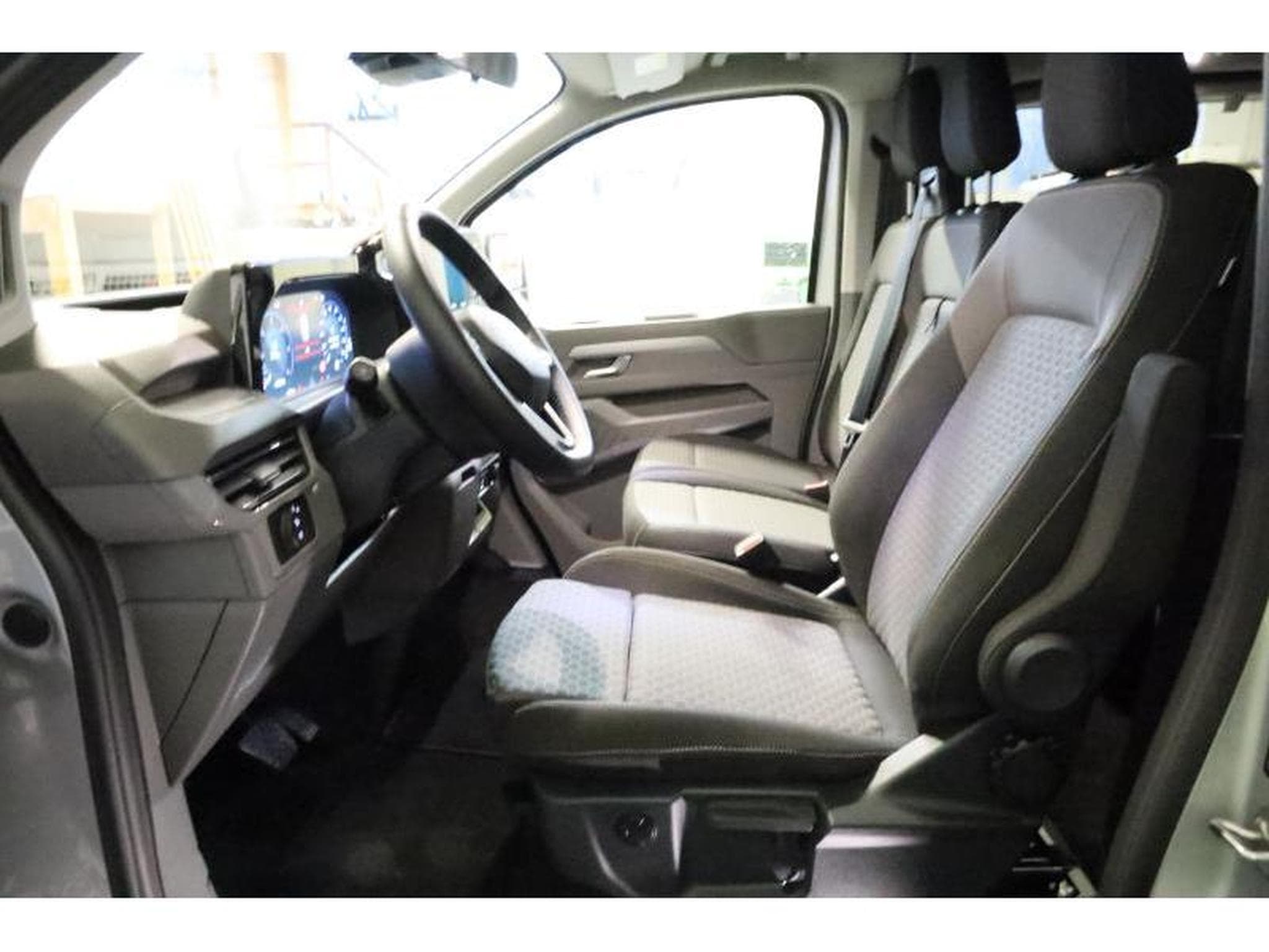 VW T7 STYLE COURT A8 (2025) - Photo 8